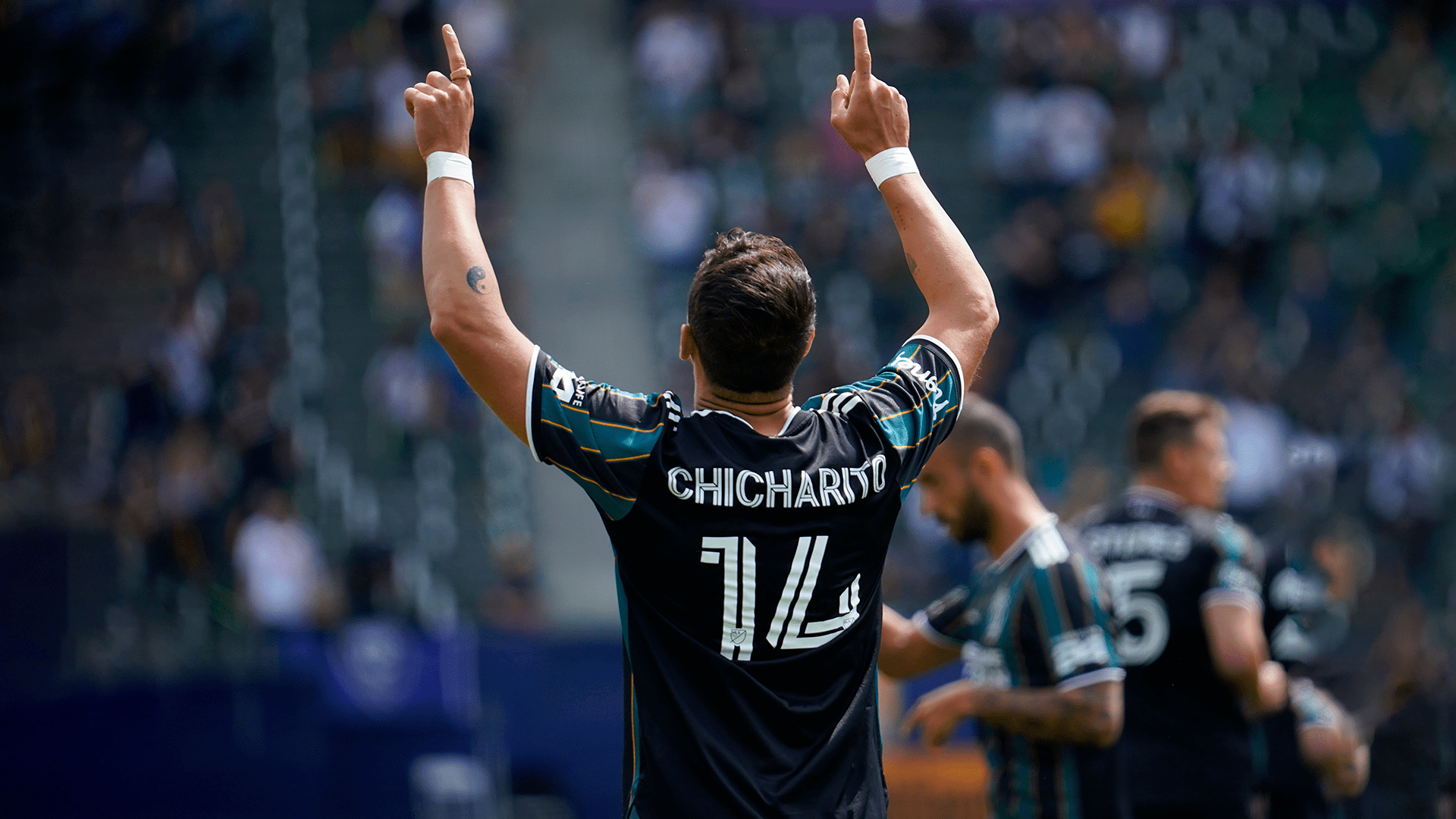 1920x1080 Chicharito on fire as hat trick propels LA Galaxy to perfect start to 2021