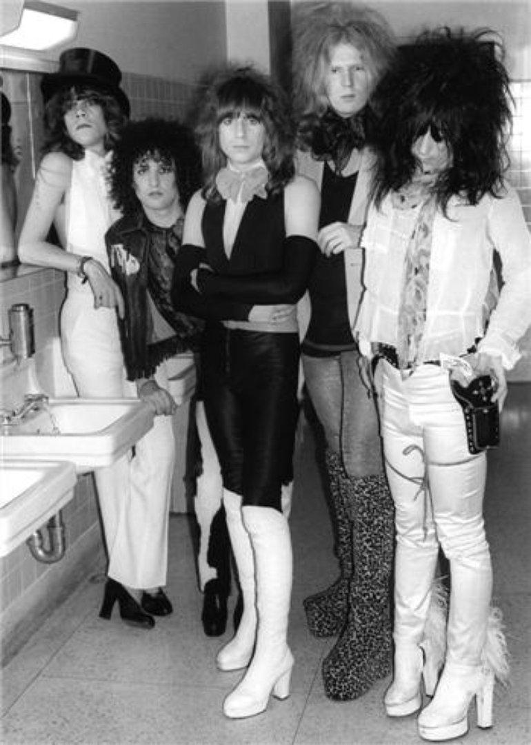 770x1081 New York Dolls Photo (15 of 83)