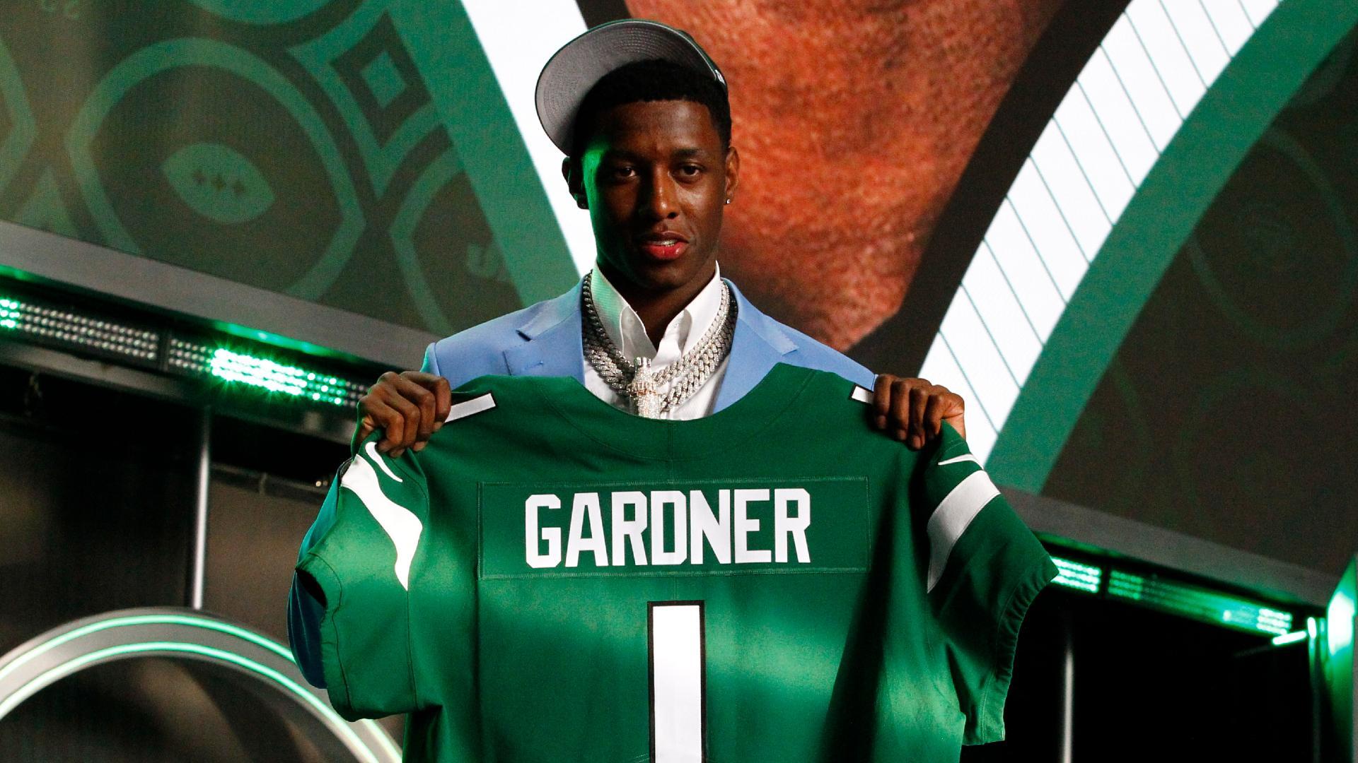 1920x1080 Jets' Sauce Gardner shows hidden element to gaudy NFL Draft night chain
