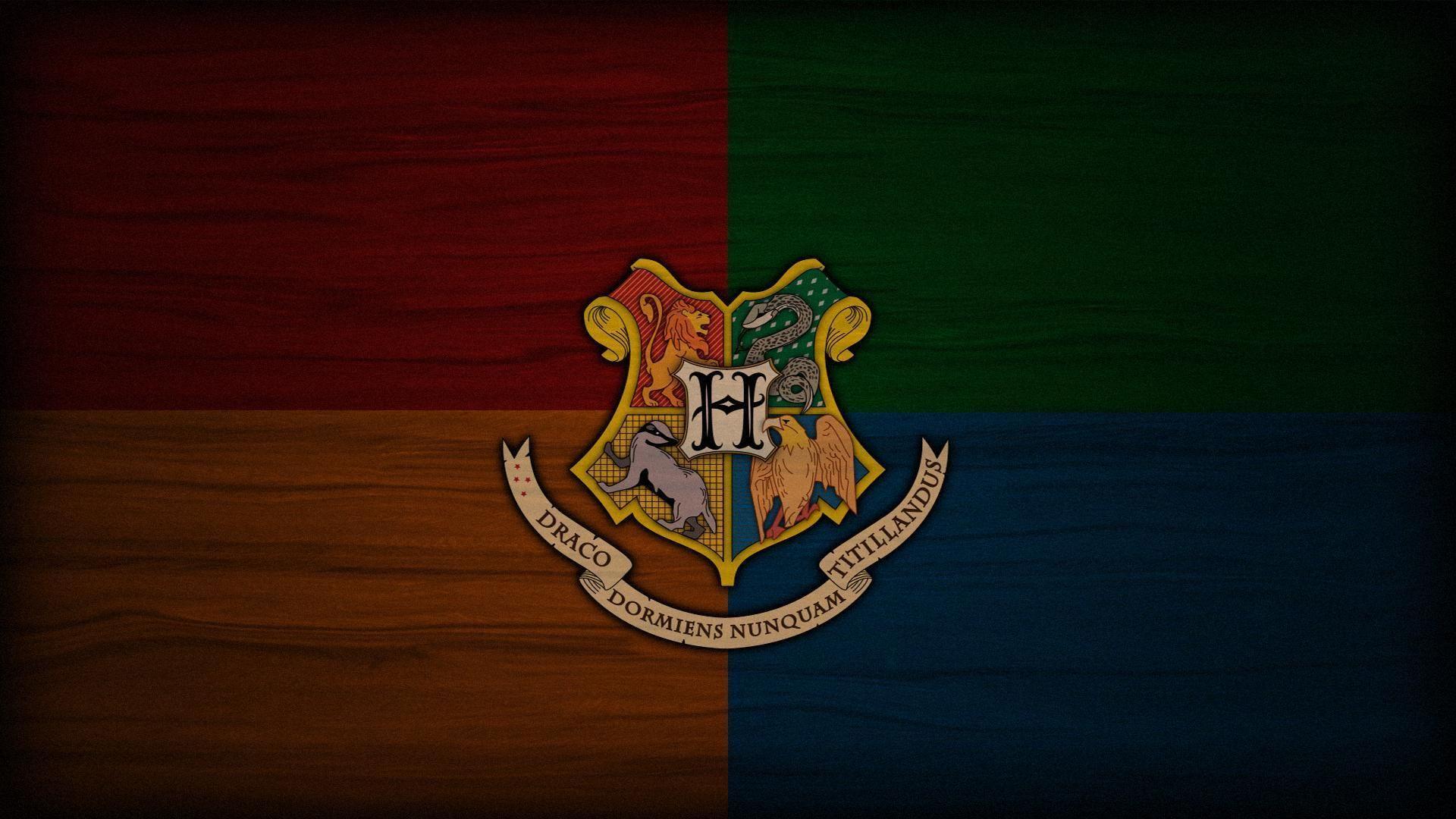 Gryffindor Badge Harry Potter Wallpaper 2k Quad HD ID:3542