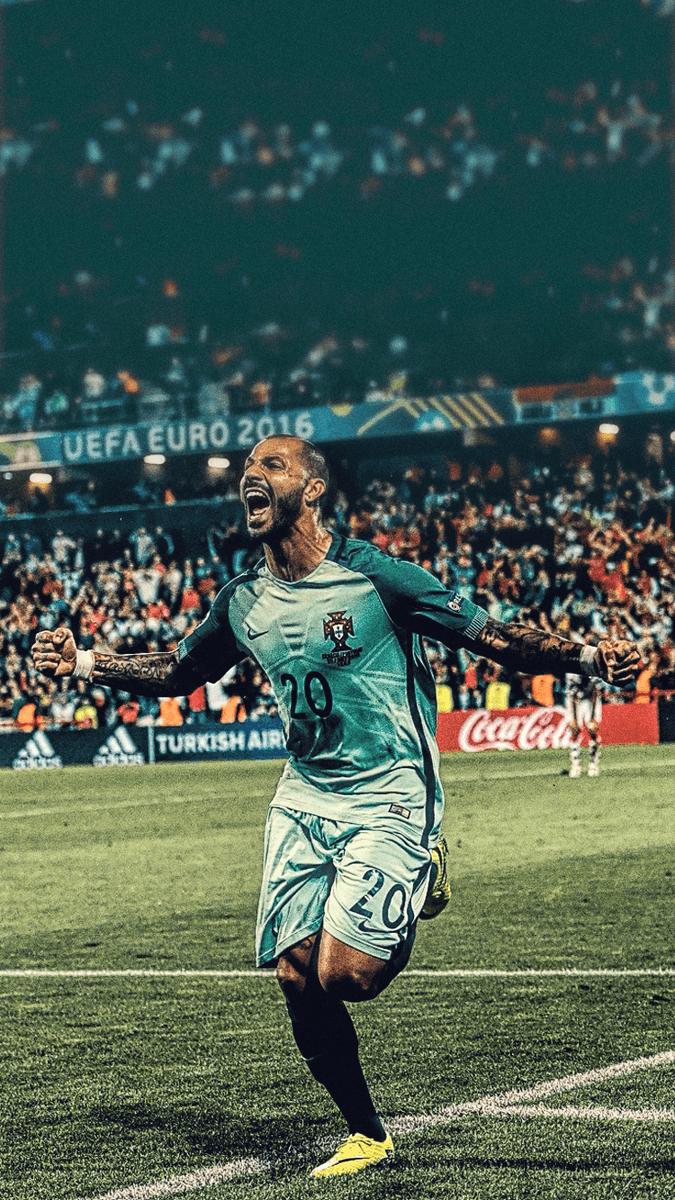 675x1200 Ricardo Quaresma Wallpaper