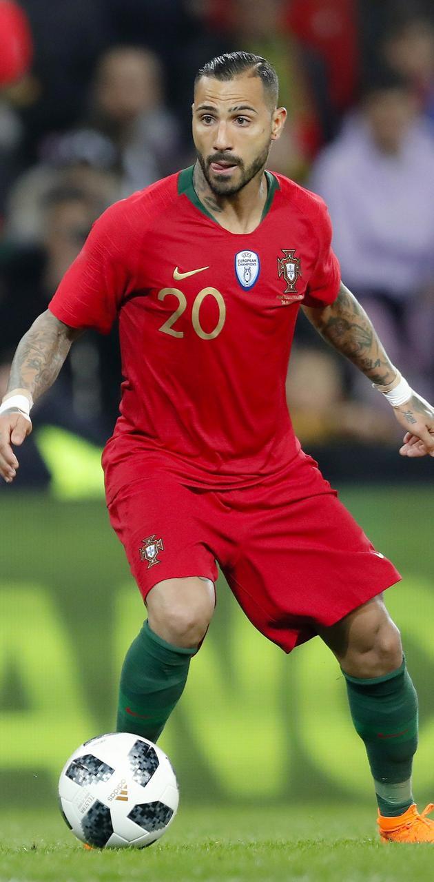 630x1280 Ricardo Quaresma wallpaper