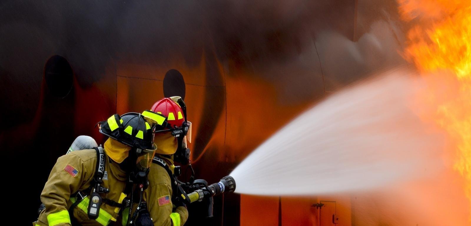 1600x768 Firefighter Wallpaper High Resolution for Desktop