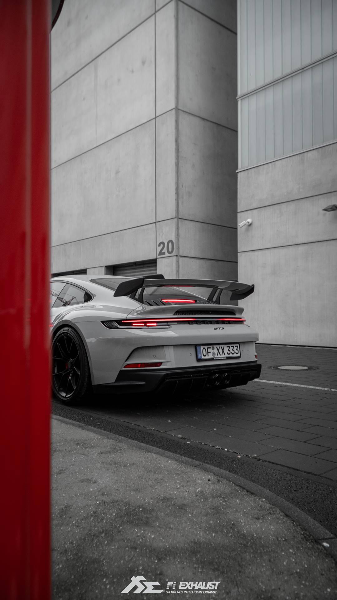 1080x1920 Porsche 992 GT3