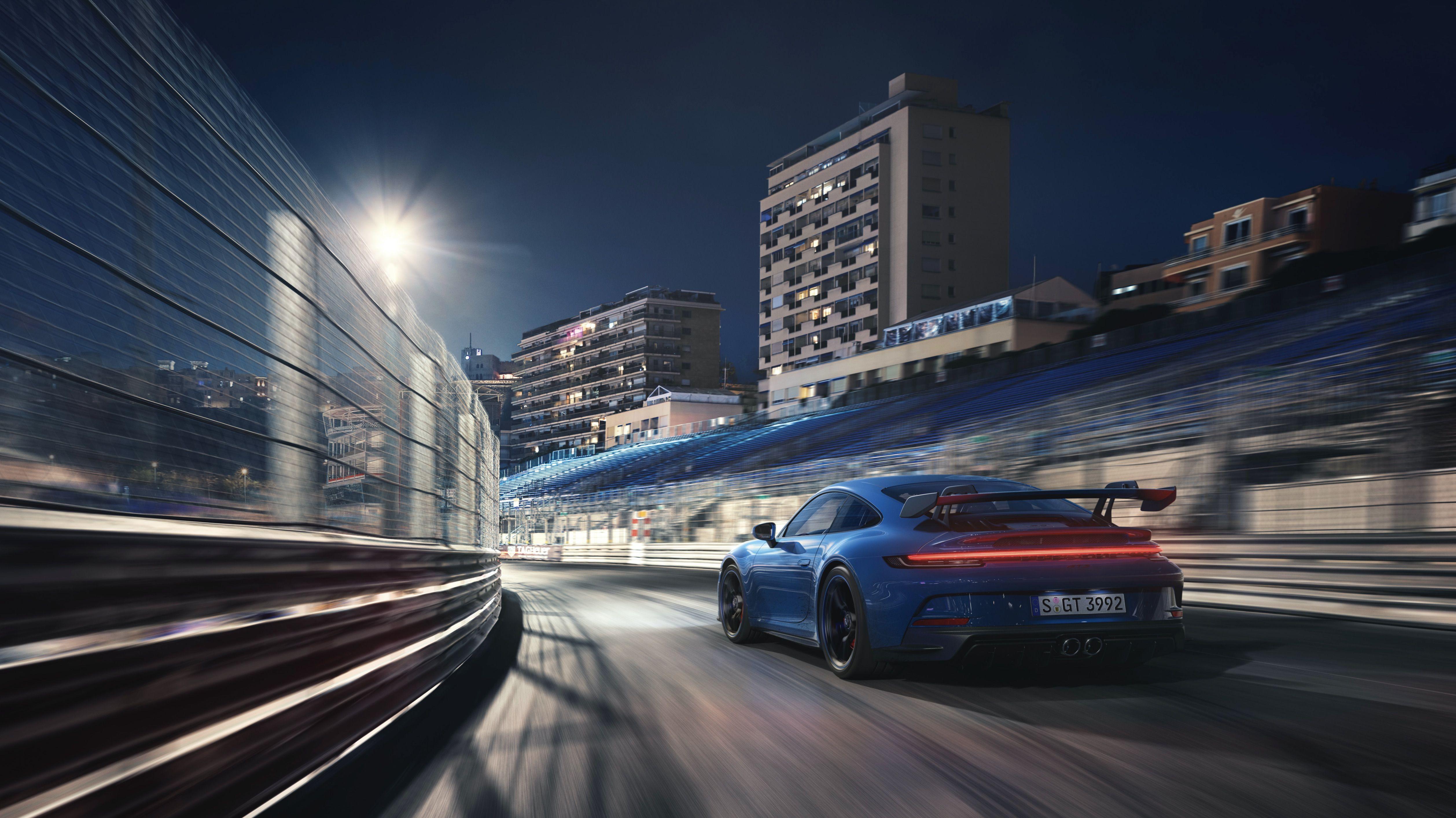 5033x2830 Porsche's 911 GT3 Could Be the Last Sports Car Splash