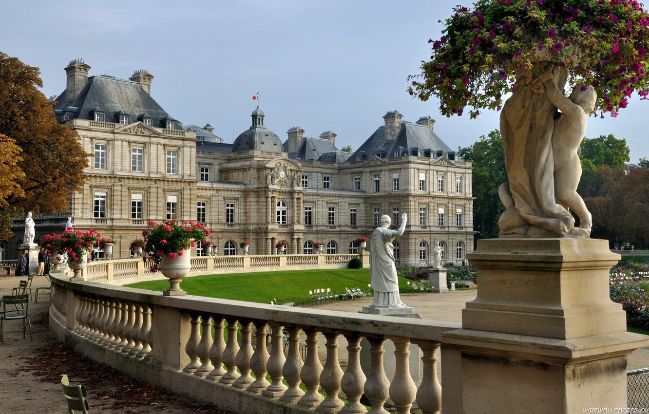 1332x850 Wallpaper trees, flowers, Park, castle, France image for desktop, section город