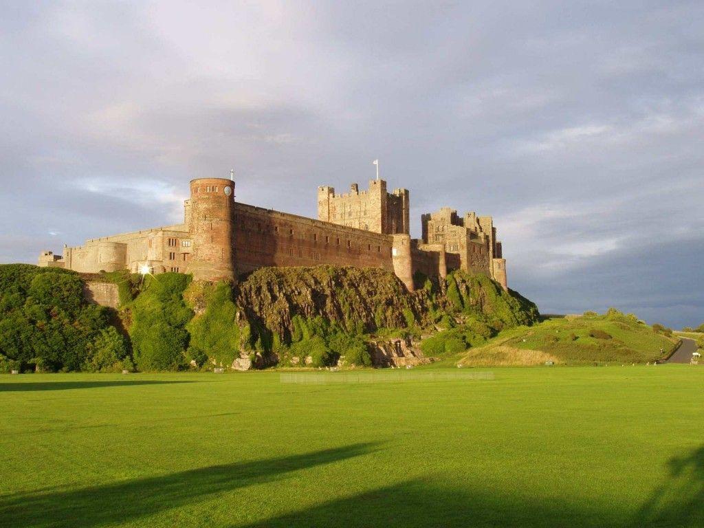 1024x768 Brahmburg, England. Castles in england, English castles, England travel guide