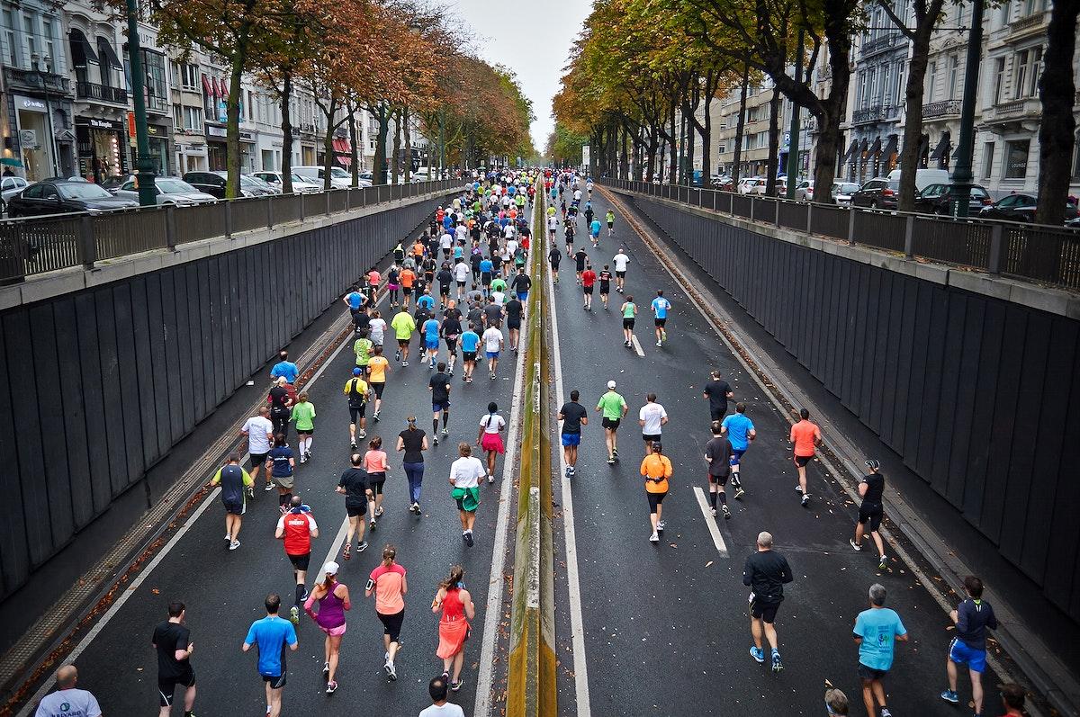 1200x797 Running People Image Wallpaper