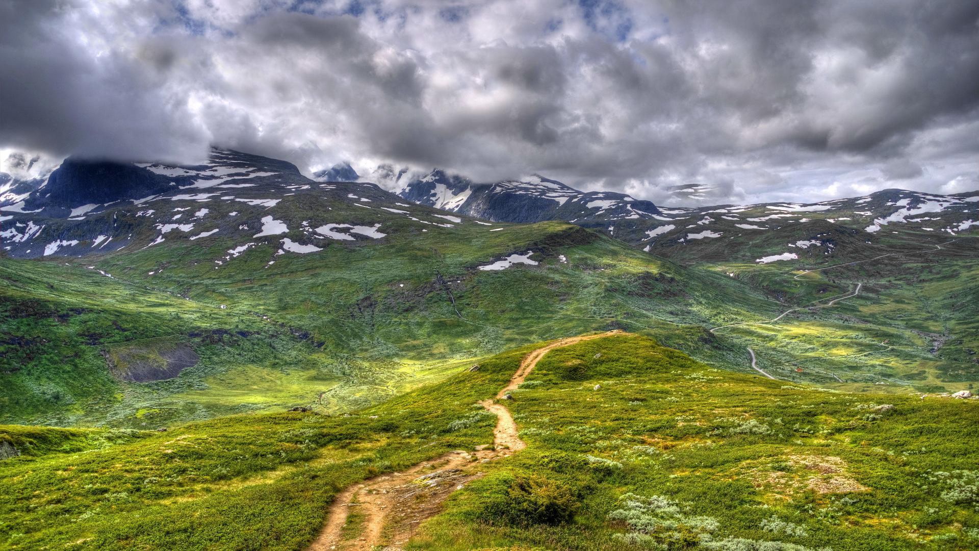 1920x1080 Mountain Trail Wallpaper