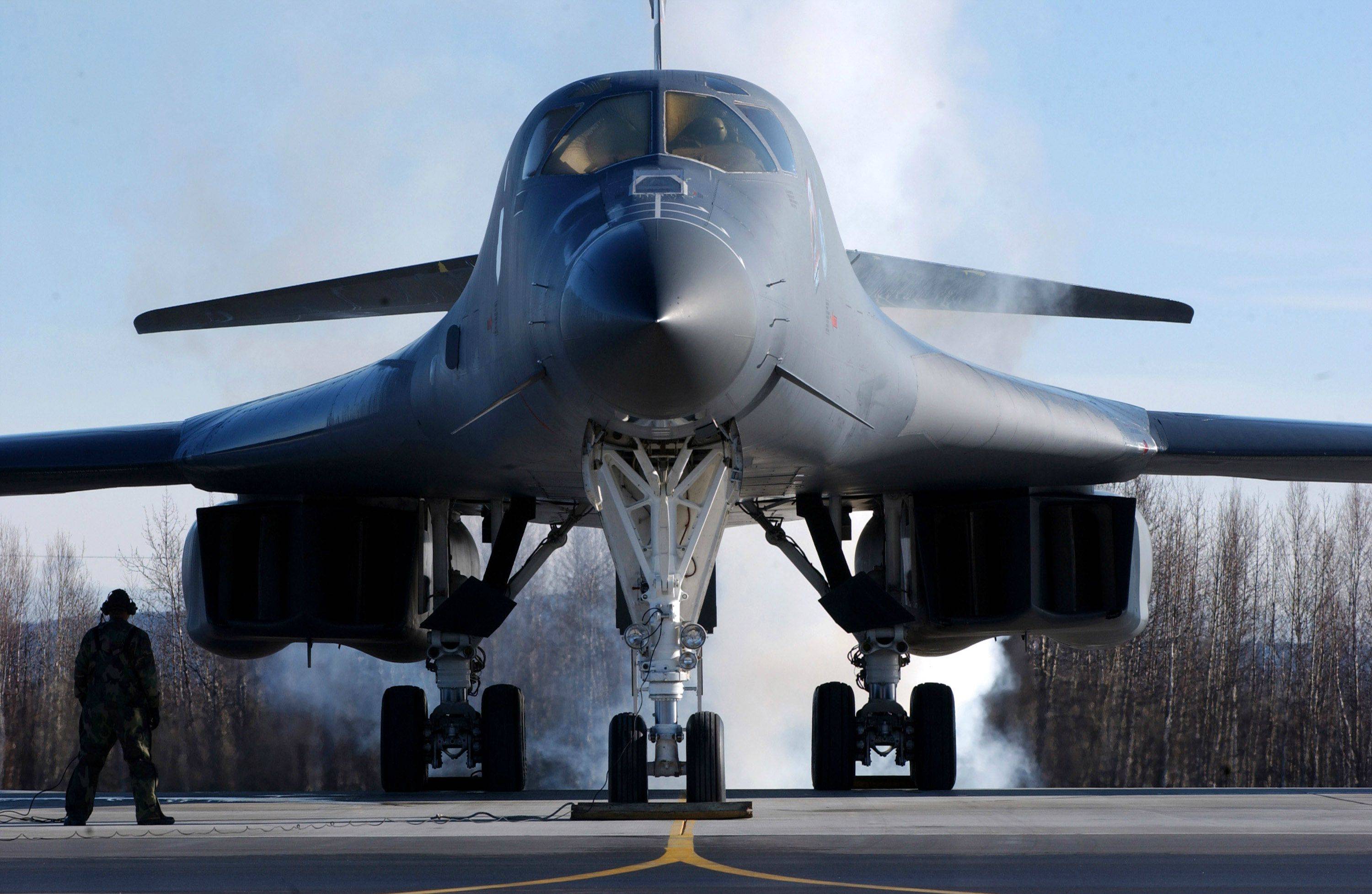 3000x1955 HD Wallpaper Of The Rockwell B 1 Lancer Military Aircraft