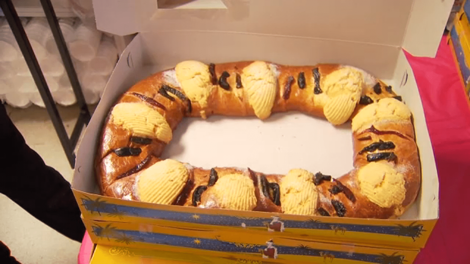 1600x900 Saavedra's Bakery helping Fresno celebrate Three Kings Day with Rosca de Reyes