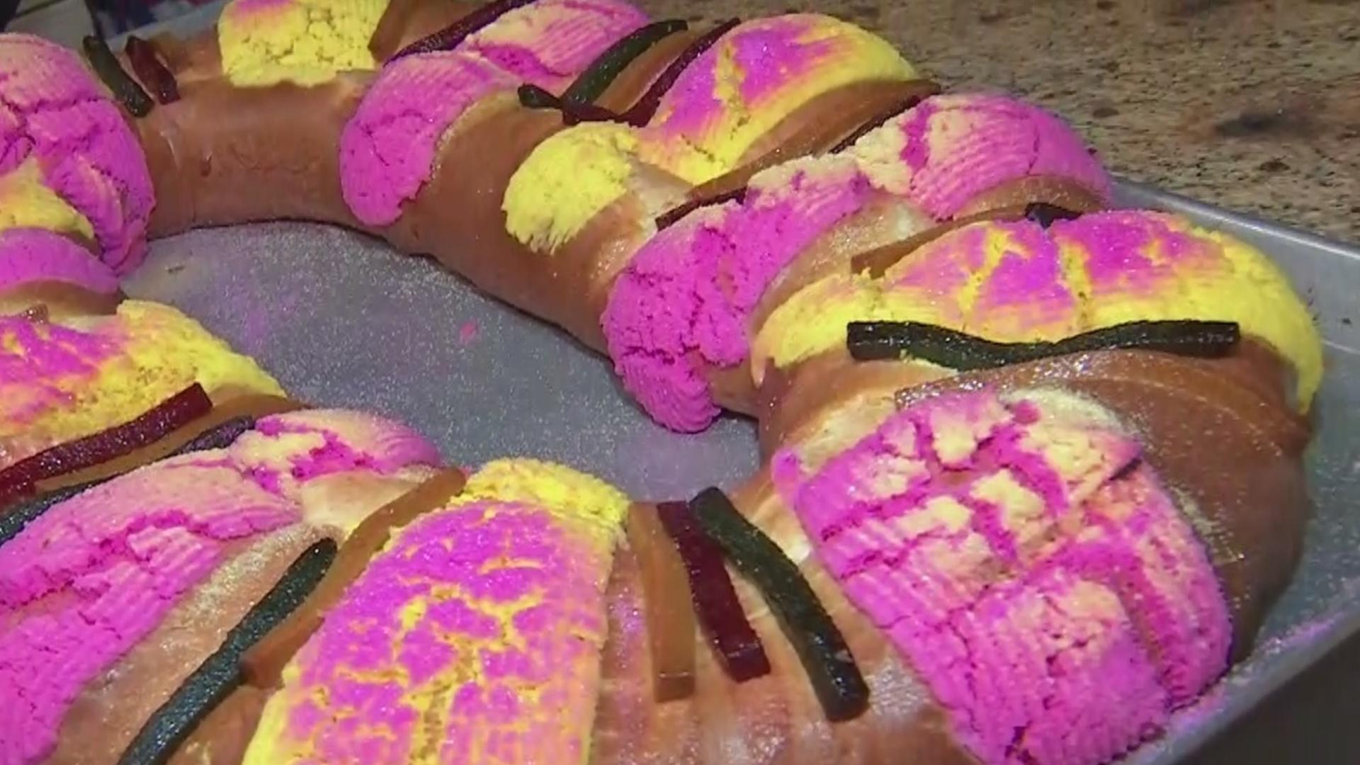 1920x1080 Así elaboran la tradicional rosca de Reyes en una panadería de Houston. Video. Univision 45 Houston KXLN