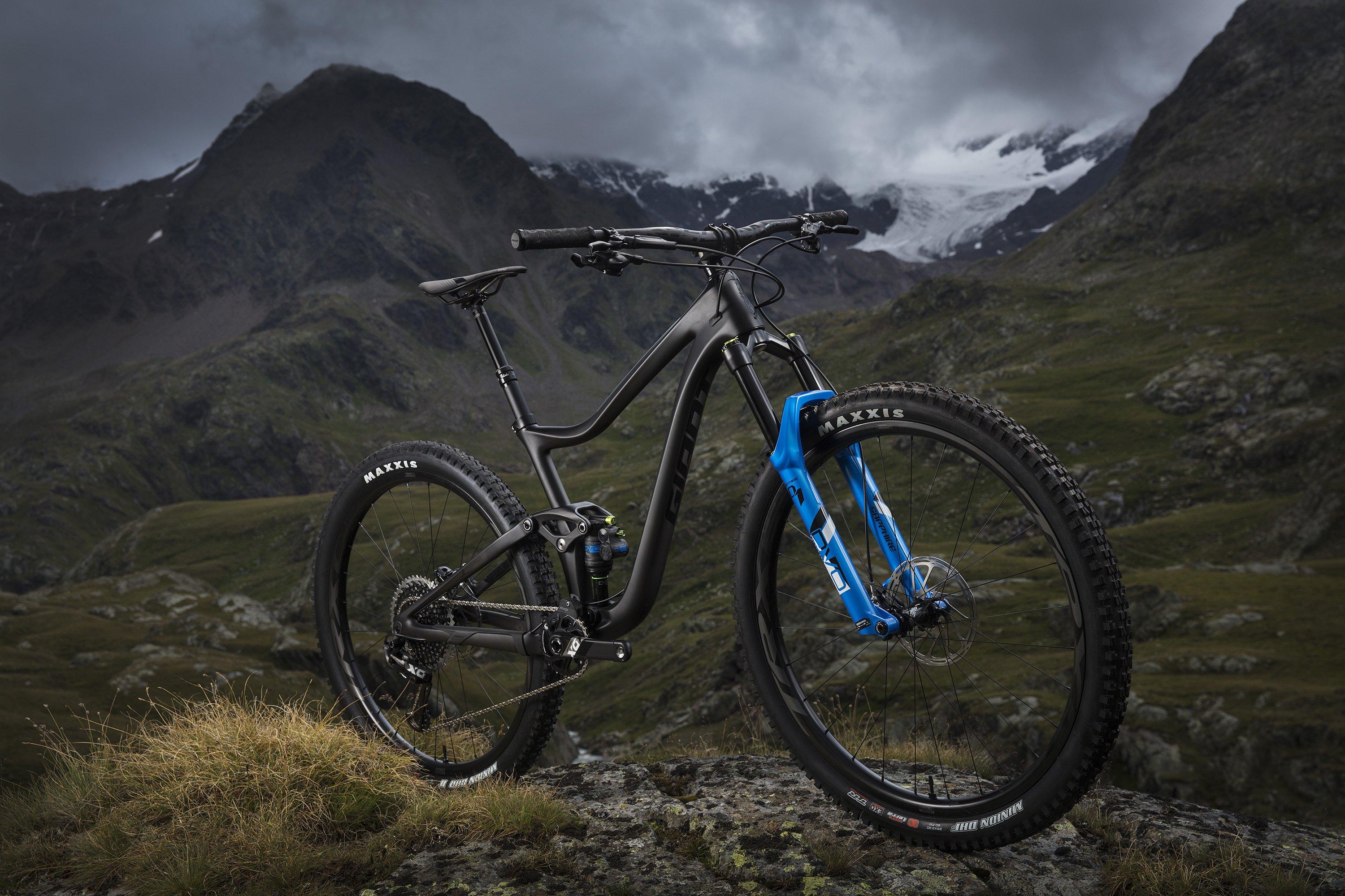 3000x2000 Giant Trance 29 in Italy