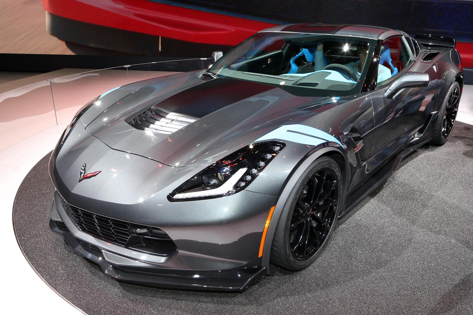 1920x1280 Chevy Corvette Grand Sport debuts at Geneva Motor show: Live photo