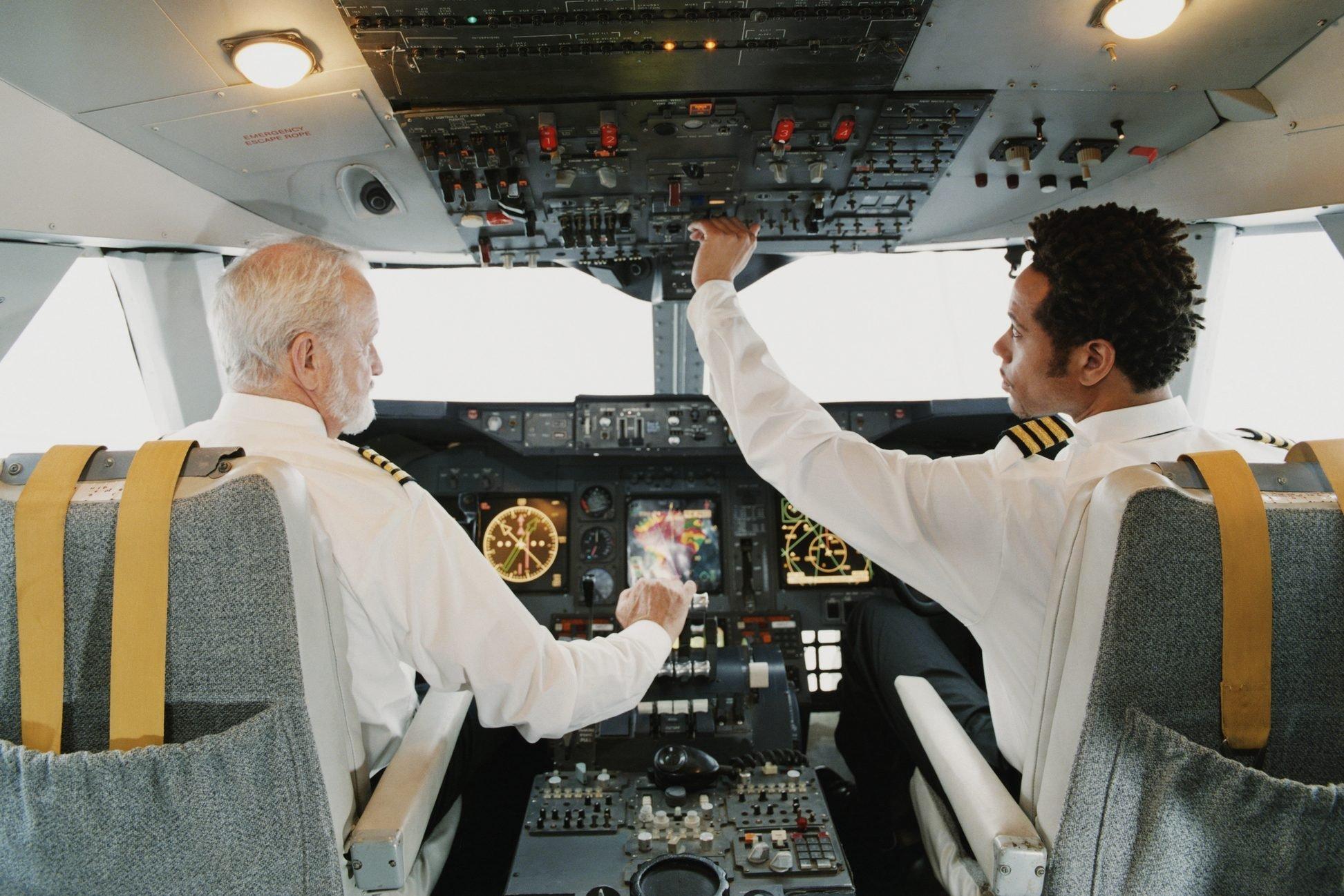 1945x1298 Airplane Pilot Confessions: What They Wish You Knew. Reader's Digest