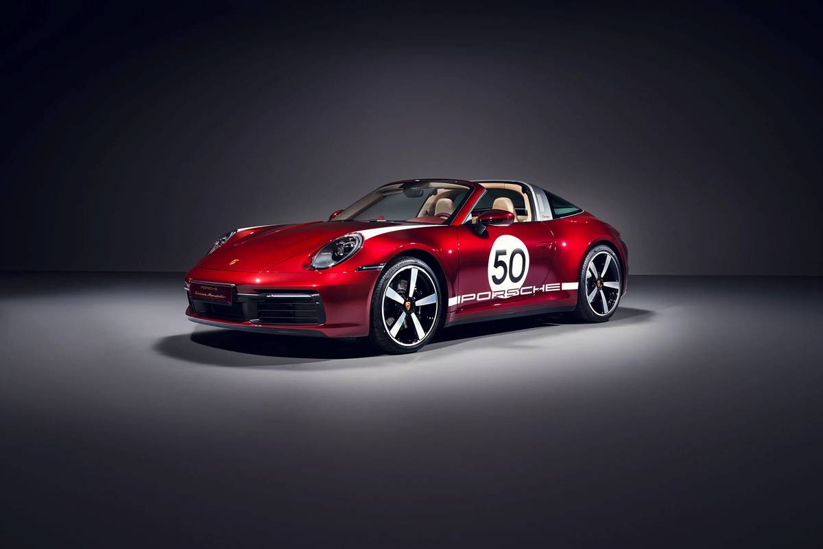 1200x800 Porsche 911 Targa Travels Back in Time With 4S Heritage Edition