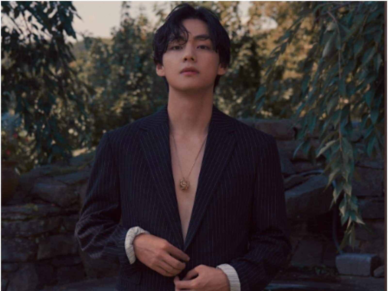 1600x1200 BTS: Kim Taehyung is Poetry in Motion in Vogue Korea Shoot, Says V is One of His Many Personas