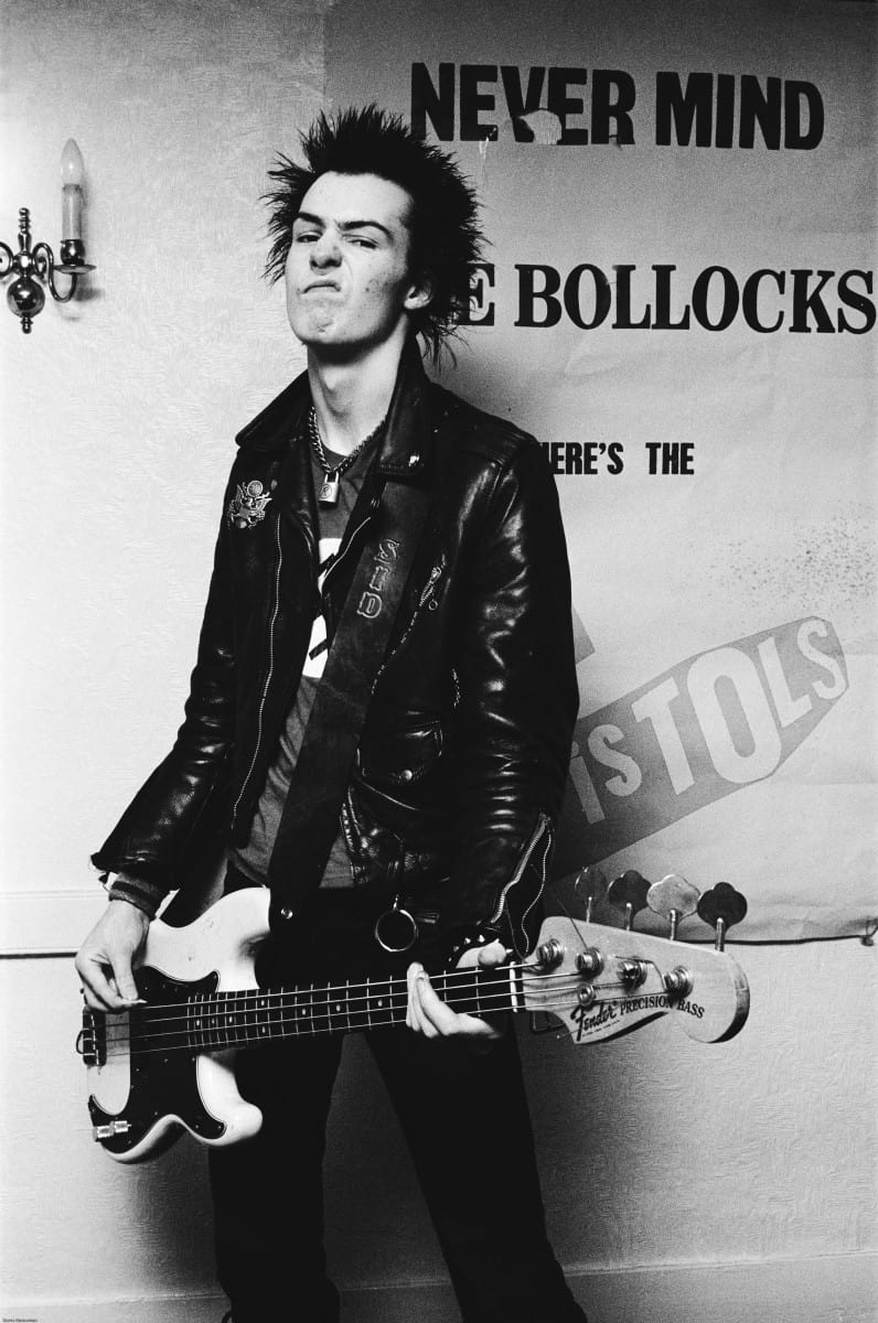 796x1200 Truly Disturbing Moments That Made Punk Rocker Sid Vicious of the Sex Pistols Live Up