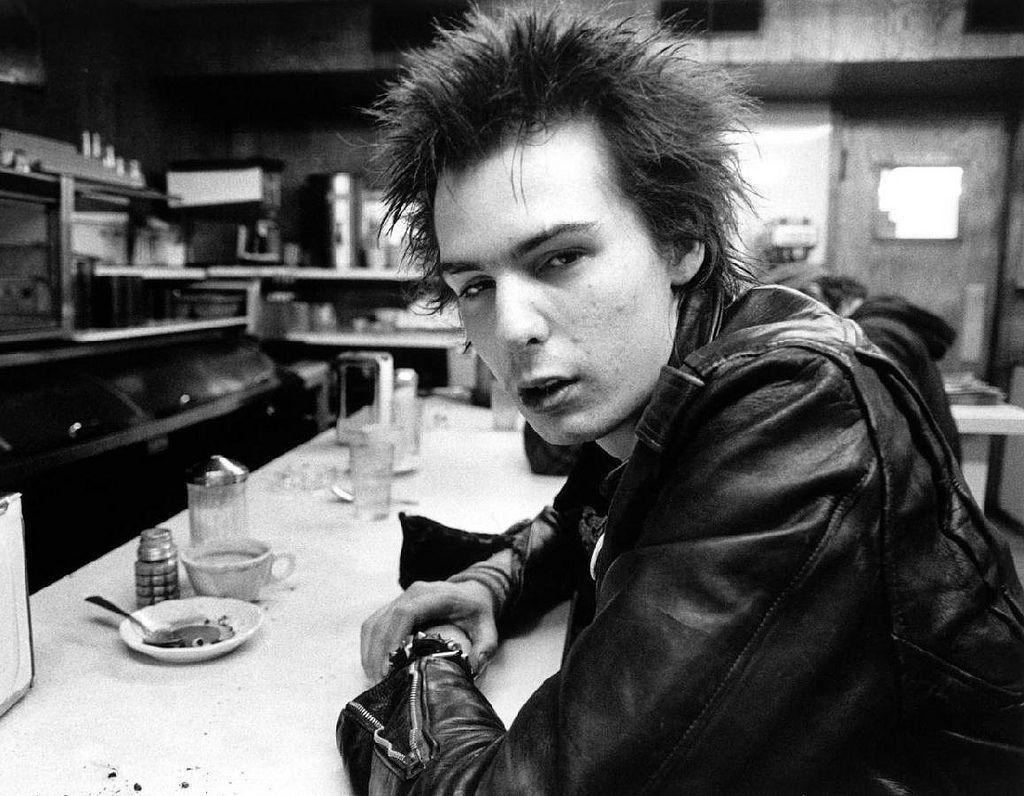 1024x796 Free download Sid Vicious Wallpaper [1024x796] for your Desktop, Mobile & Tablet. Explore Sid Vicious Wallpaper. Sid Vicious Wallpaper, Ice Age Wallpaper Sid, Sid Ice Age Wallpaper