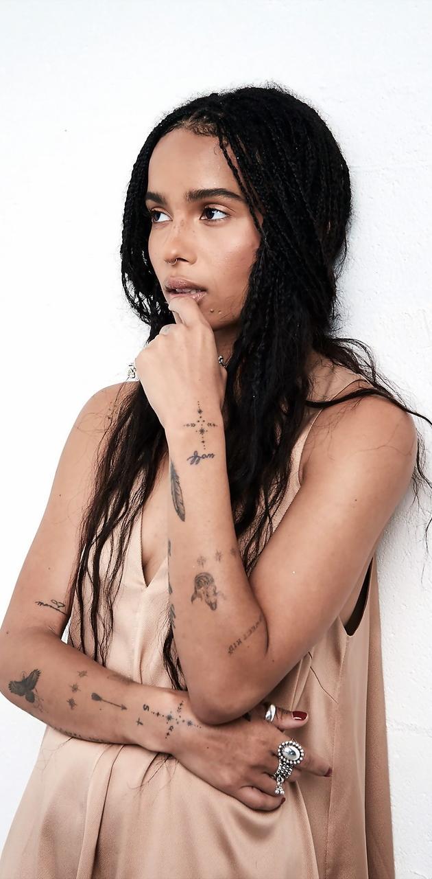 630x1280 Zoe Kravitz wallpaper