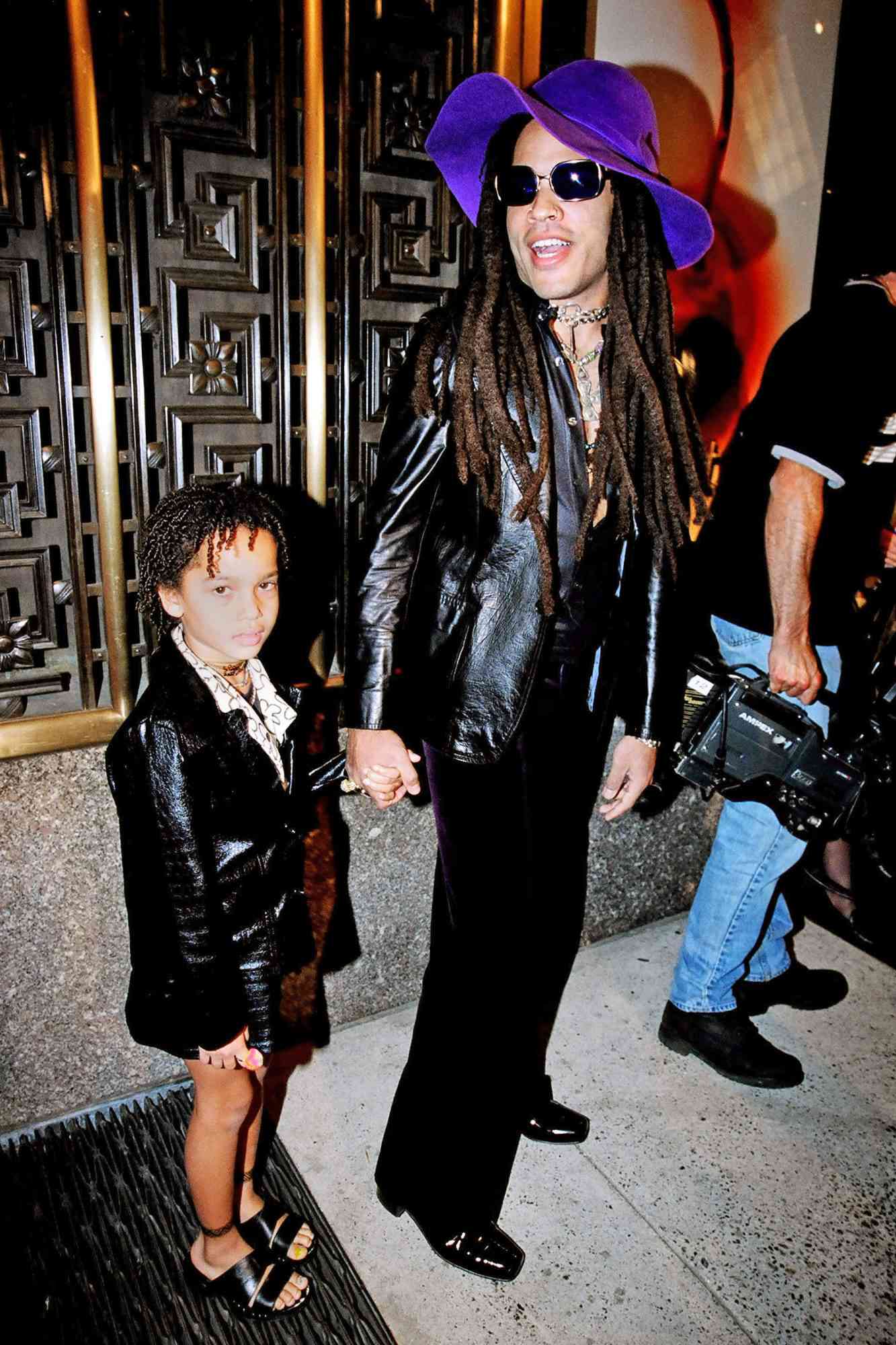 1333x2000 Zoë Kravitz & Lenny Kravitz Throwback Photo