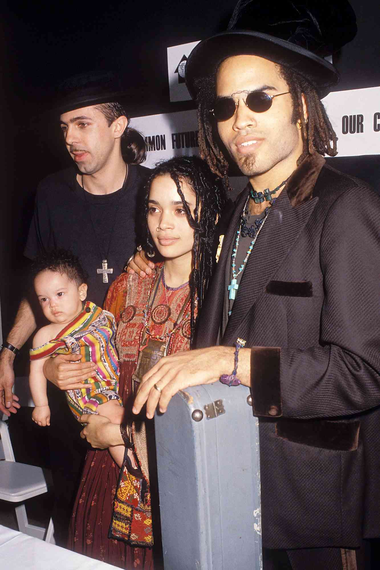 1333x2000 Zoë Kravitz & Lenny Kravitz Throwback Photo