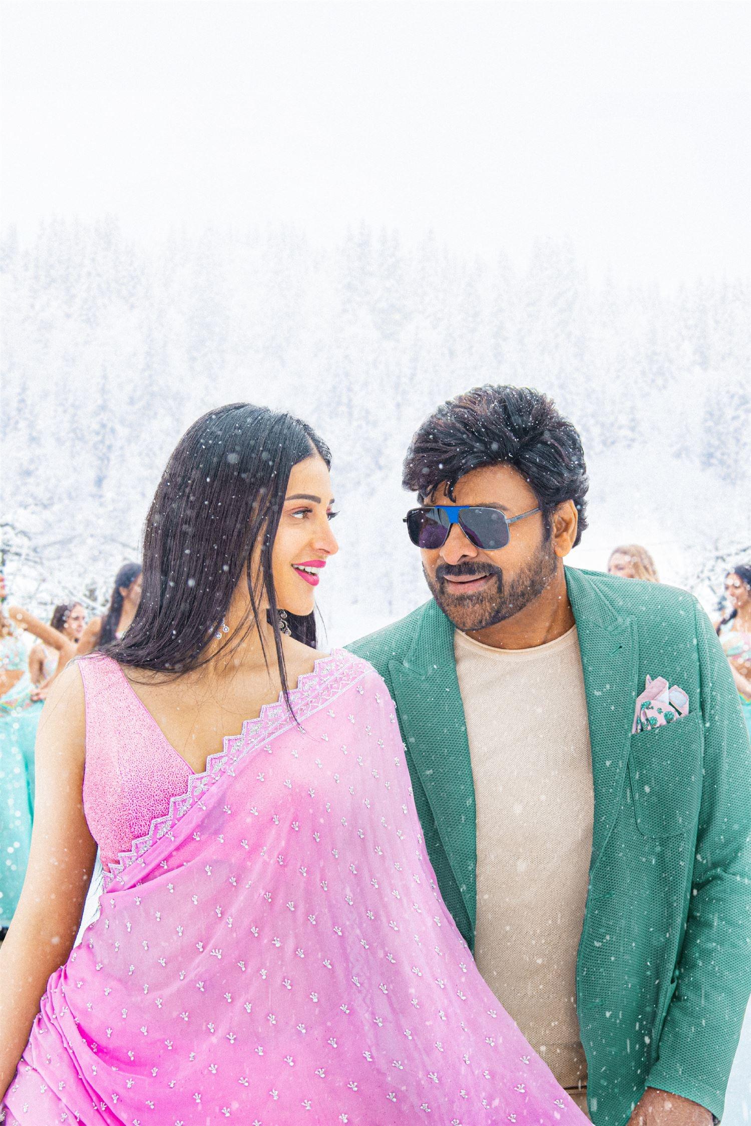 1500x2250 Waltair Veerayya Movie HD Image