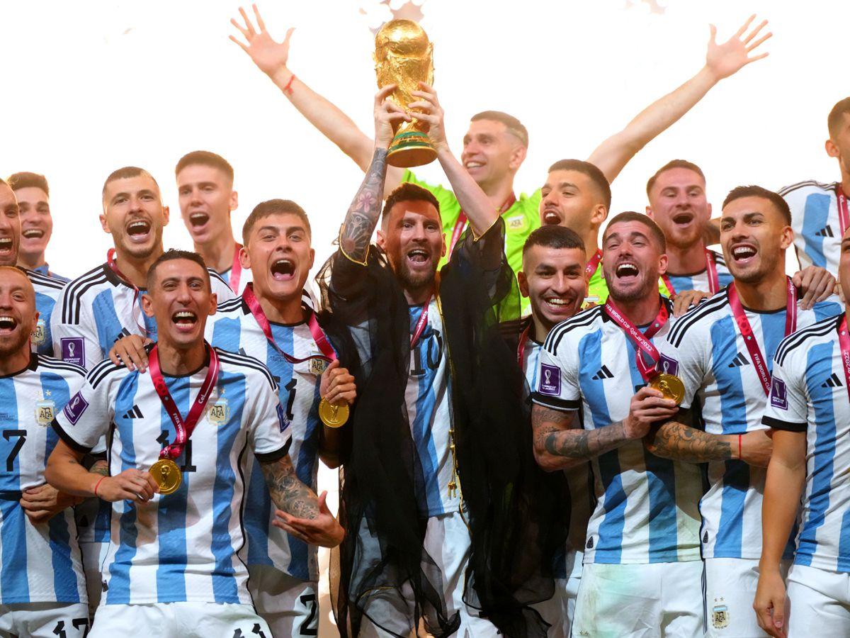 1200x900 Glory for Messi, Germany protest and Dave the cat