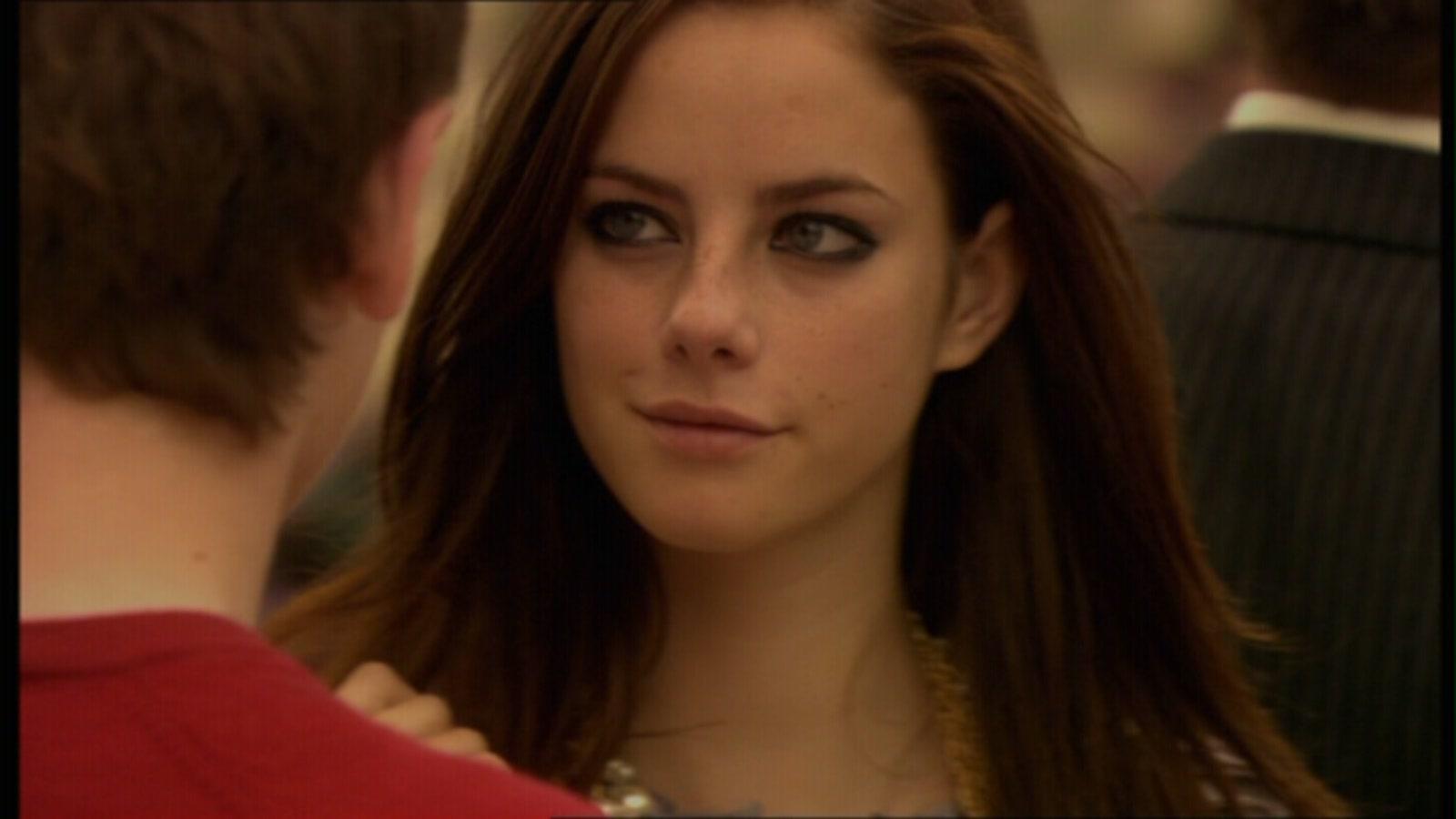 1600x900 Effy Stonem
