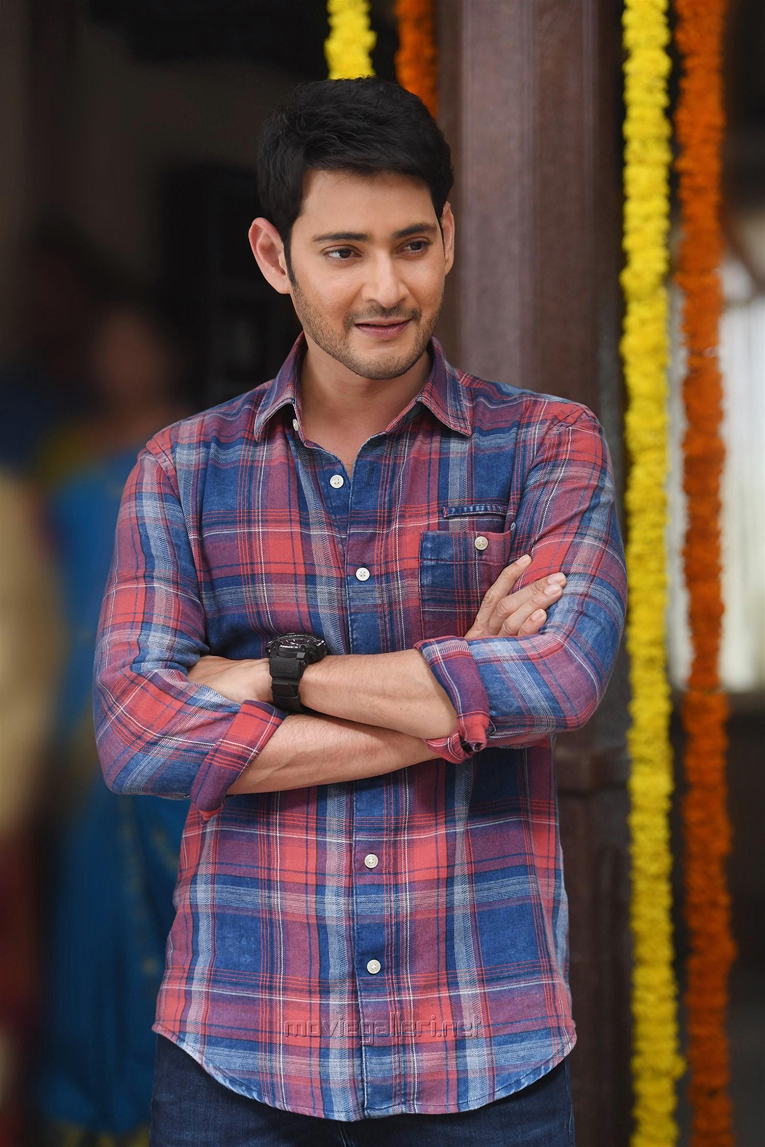 1500x2250 Sarileru Neekevvaru Movie HD Image. Mahesh Babu. Vijayashanti. Rashmika. New Movie Posters