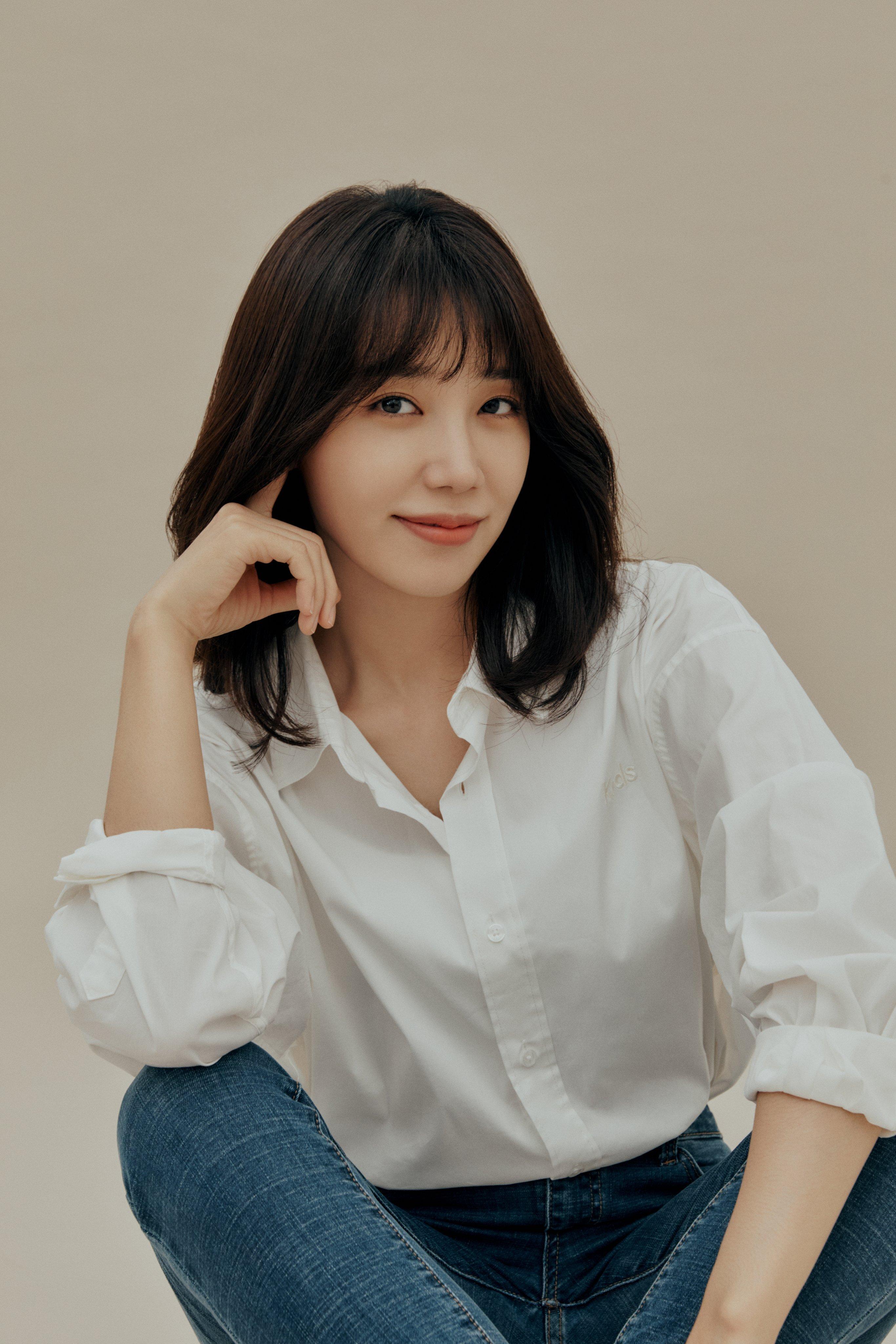 2731x4096 Apink Eunji 2021 Profile Photo