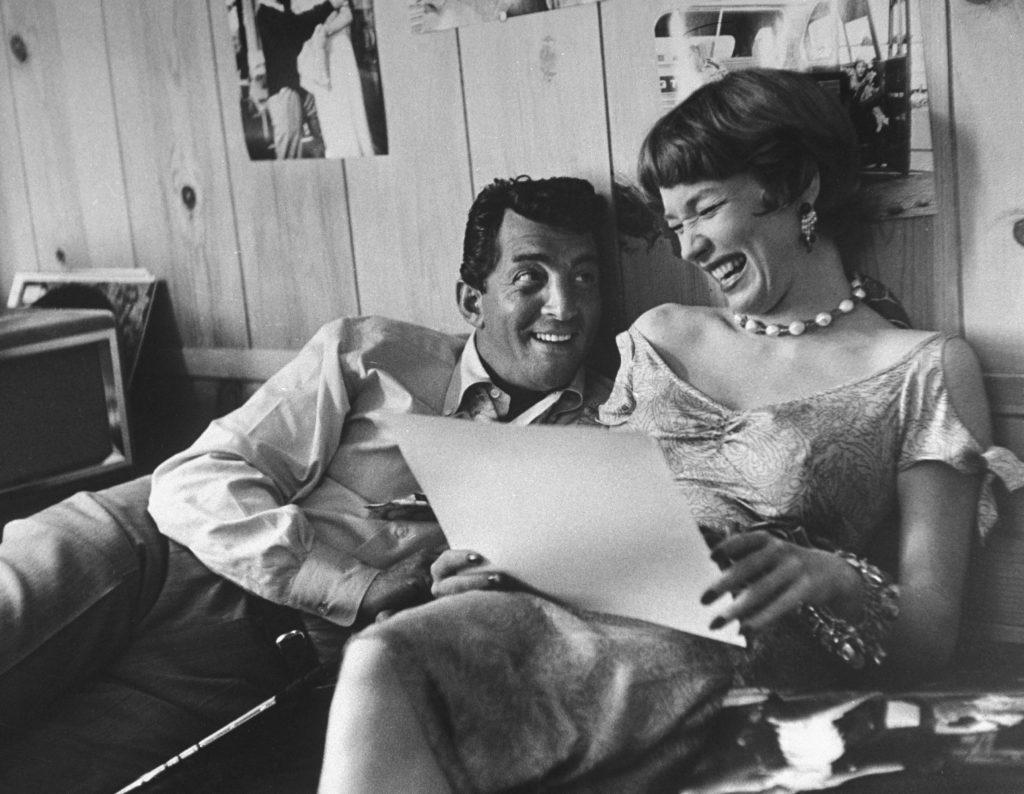 1024x794 Dean Martin: Rare And Classic Photo Of A Laid Back Legend