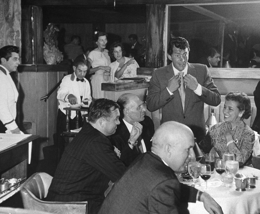 1024x842 Dean Martin: Rare And Classic Photo Of A Laid Back Legend