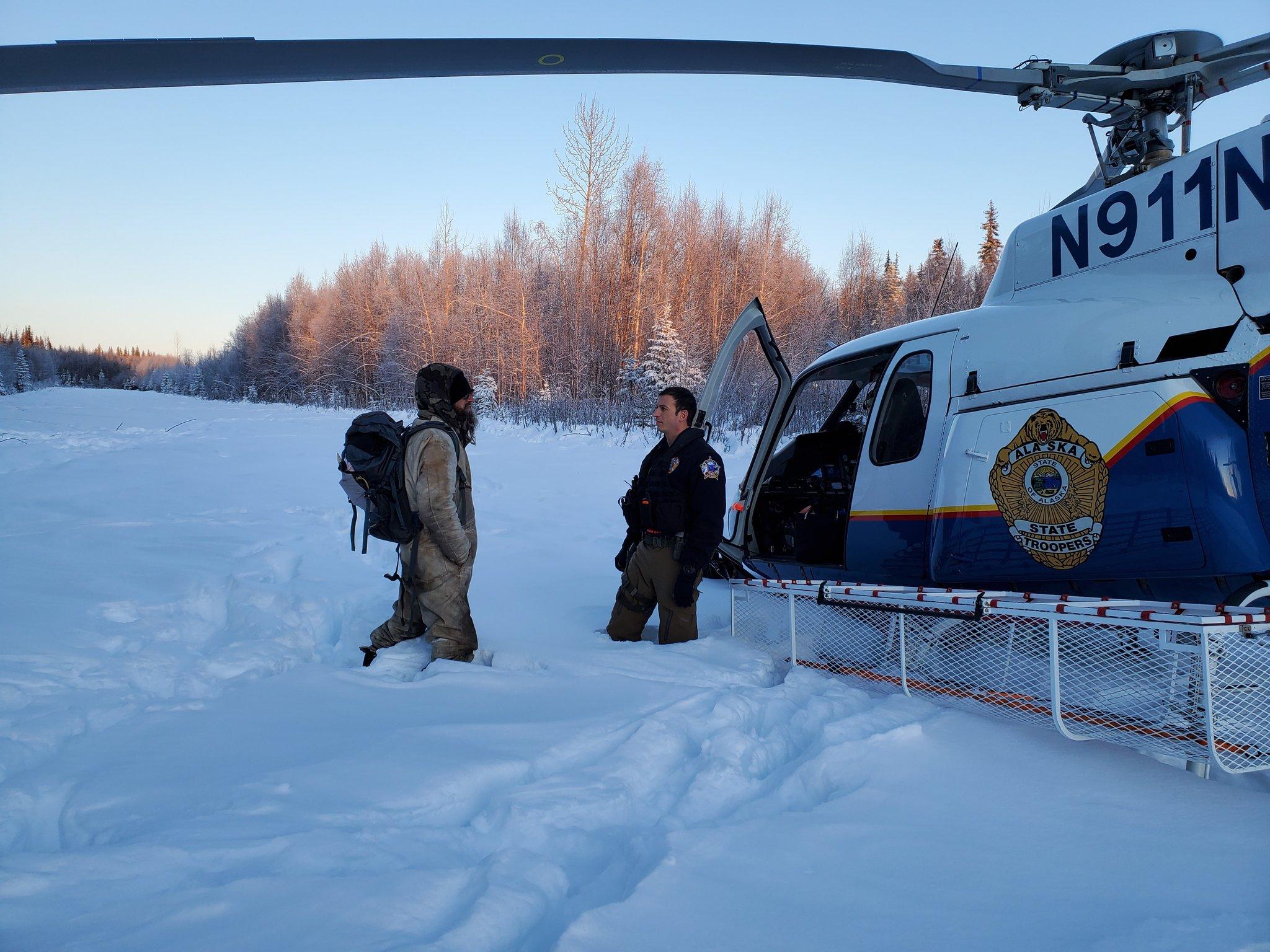 2048x1536 Man Survives 3 Weeks Alone After Alaska Cabin Burns Down