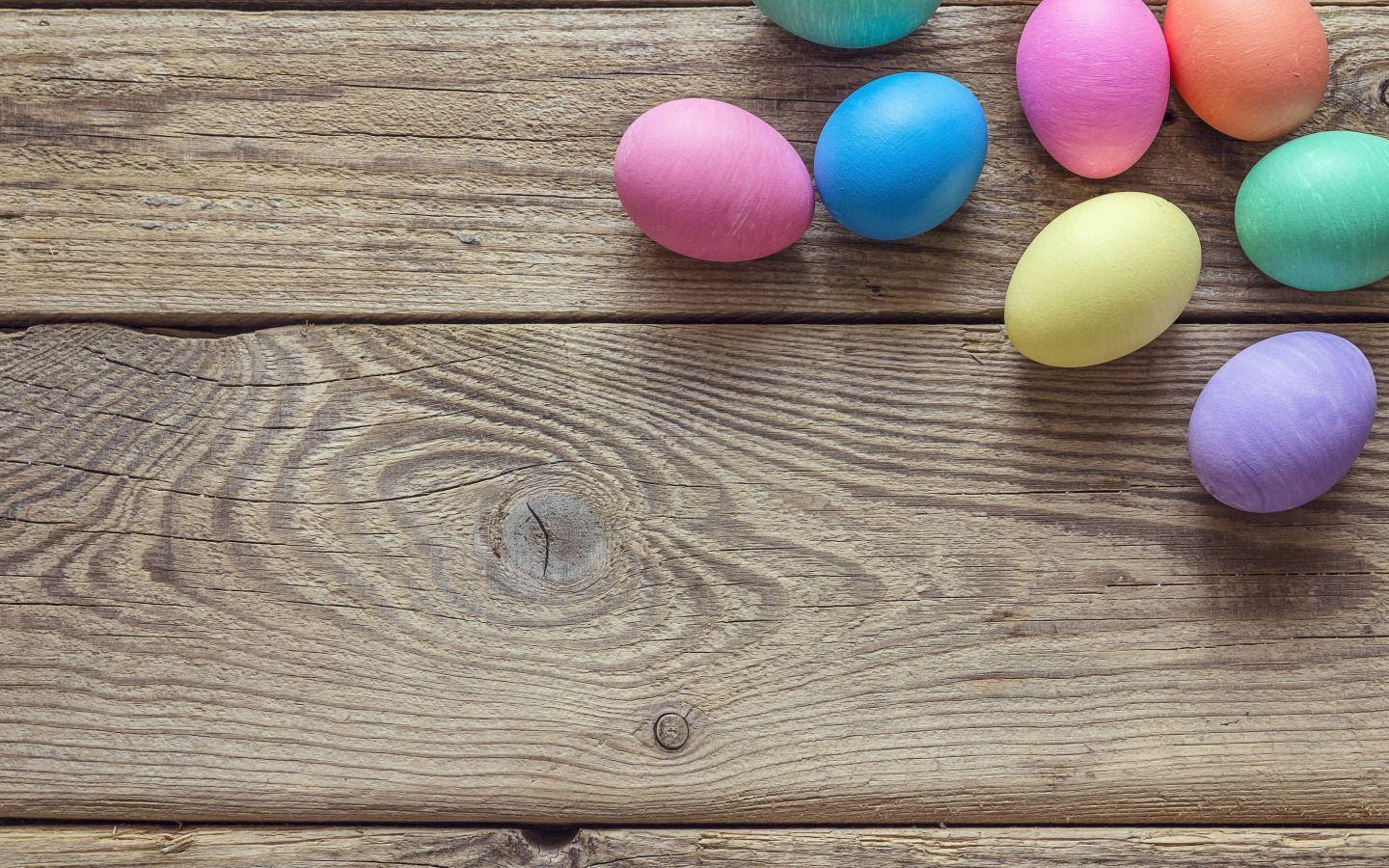1440x900 Clean Easter Desktop Wallpaper