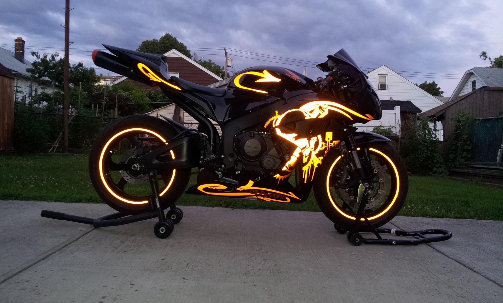 2048x1232 wallpaper image honda cbr600rr Gallery HD Wallpaper