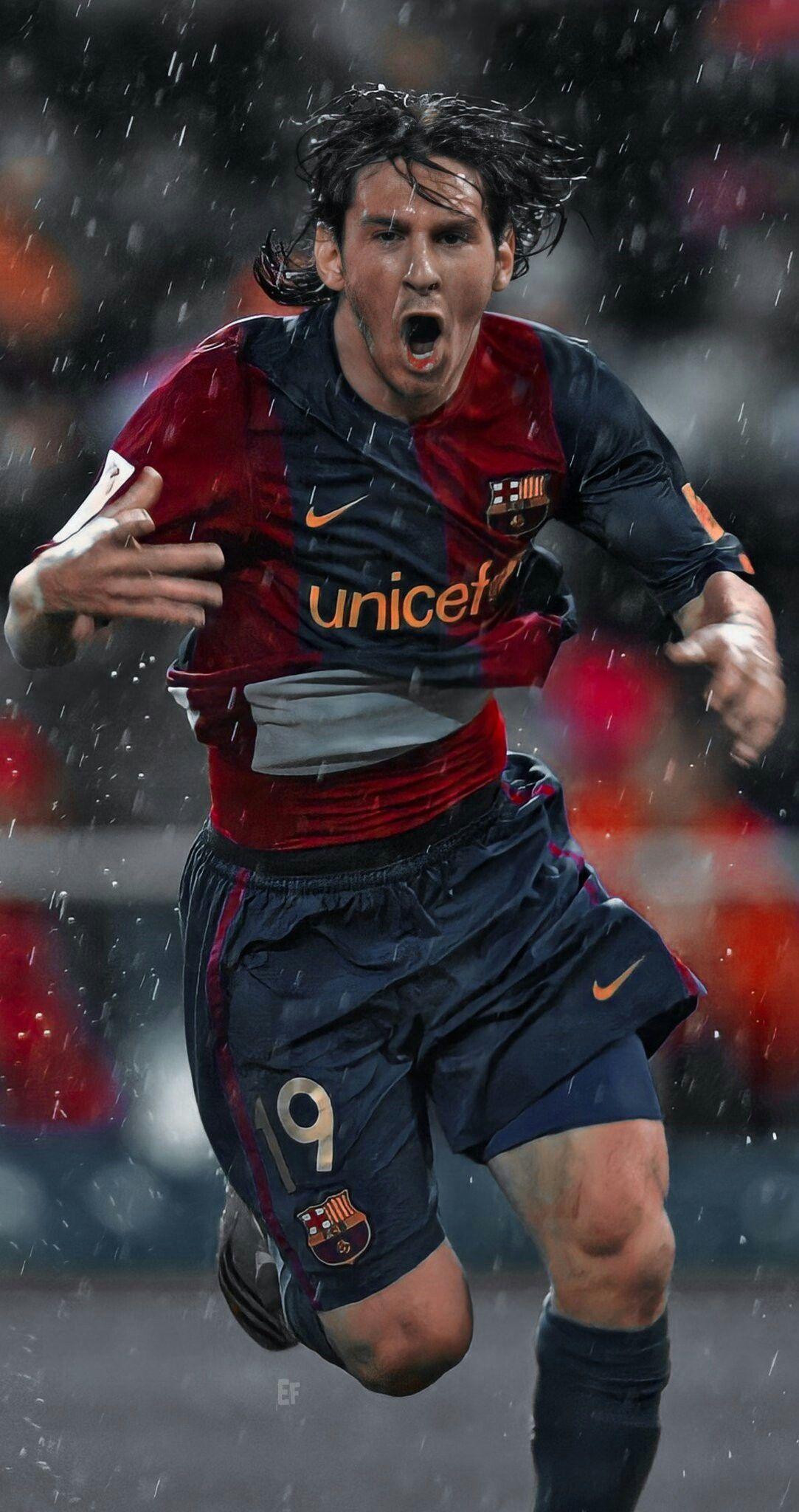 Nhìn thấy sự phát triển của Messi qua từng bức ảnh, và cảm thấy niềm hy vọng rằng bạn cũng sẽ vươn đến thành công như anh ấy.