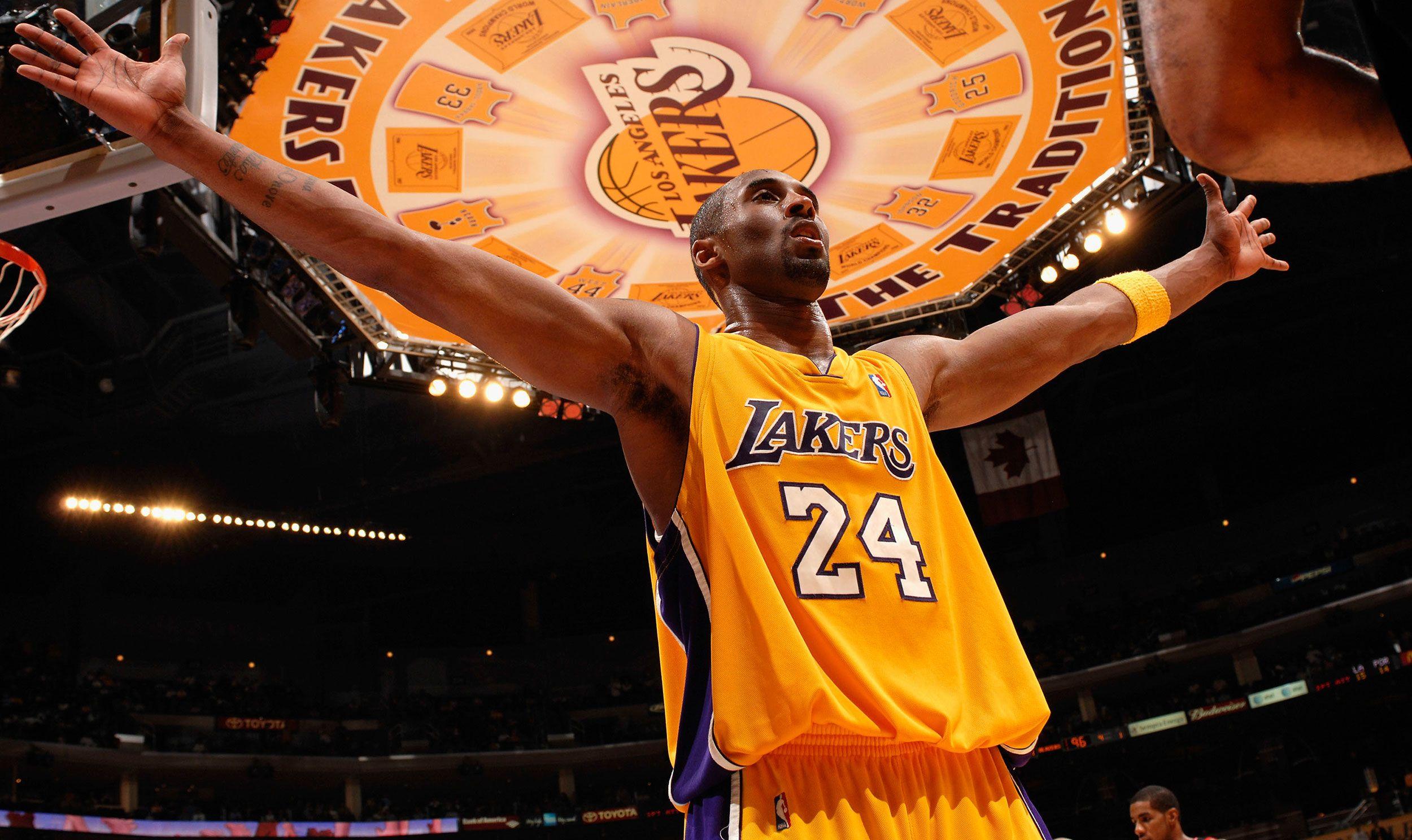 2500x1488 Kobe Bryant's life in picture