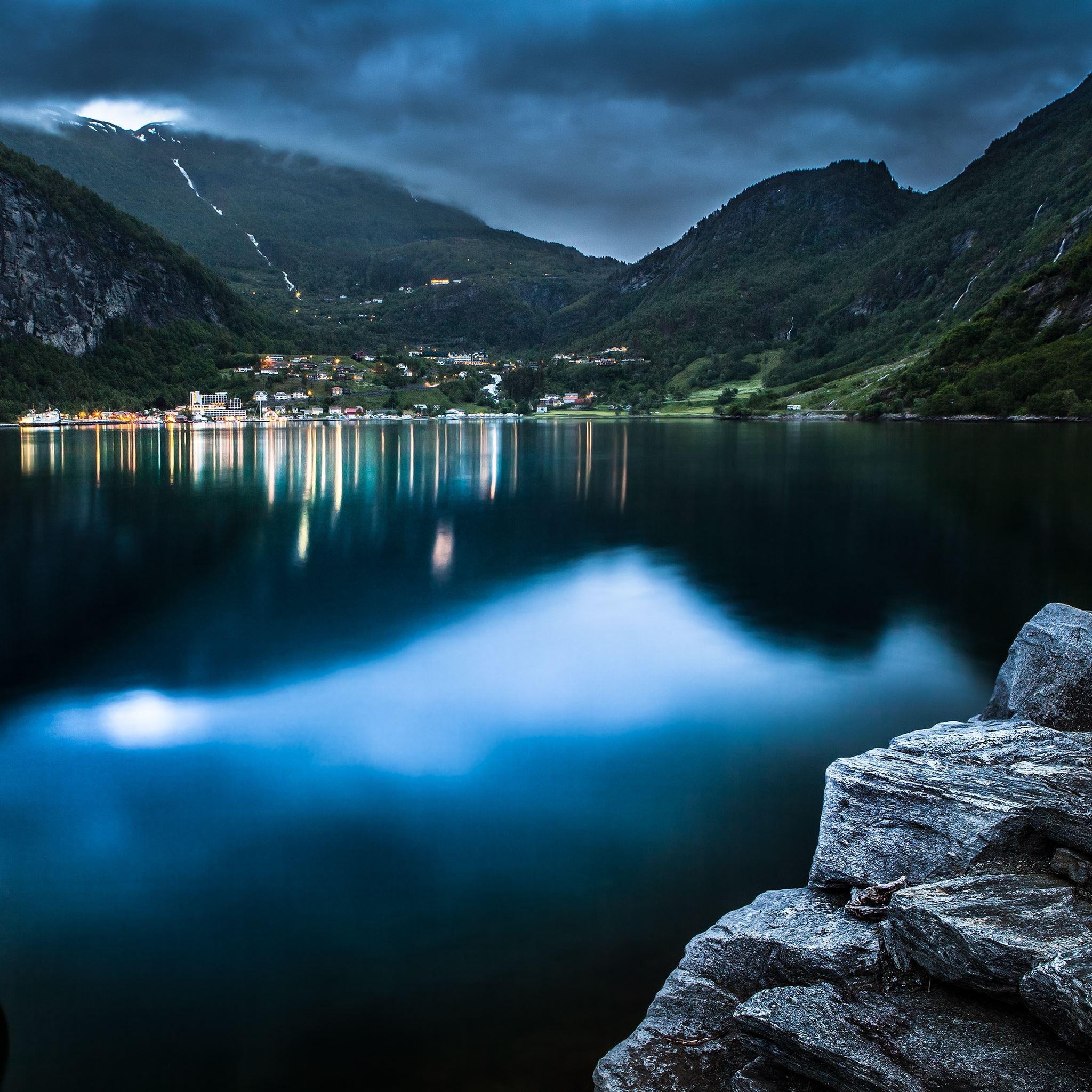 2048x2048 Best Lake iPad Air HD Wallpaper