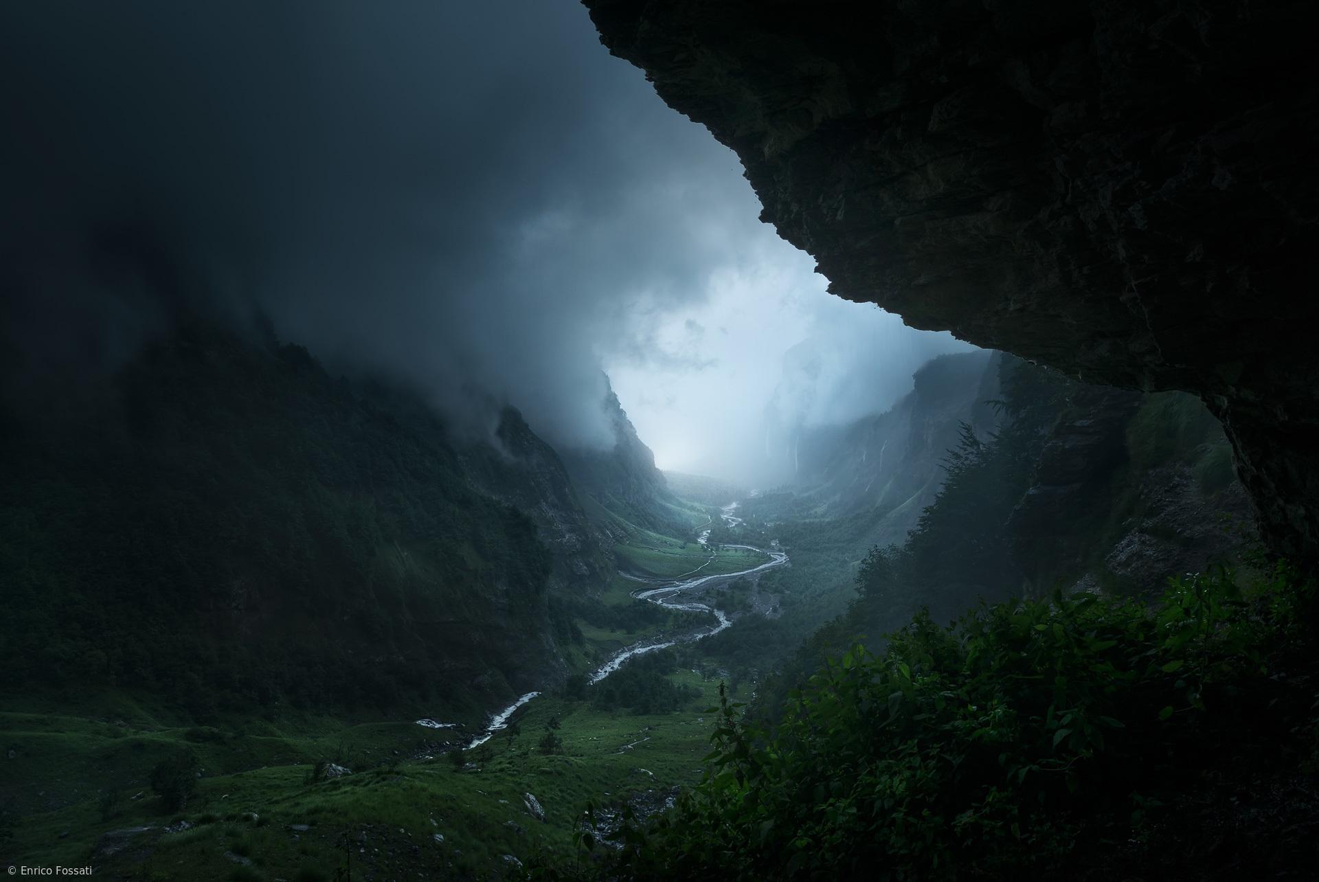 1920x1284 Descent to Rivendell