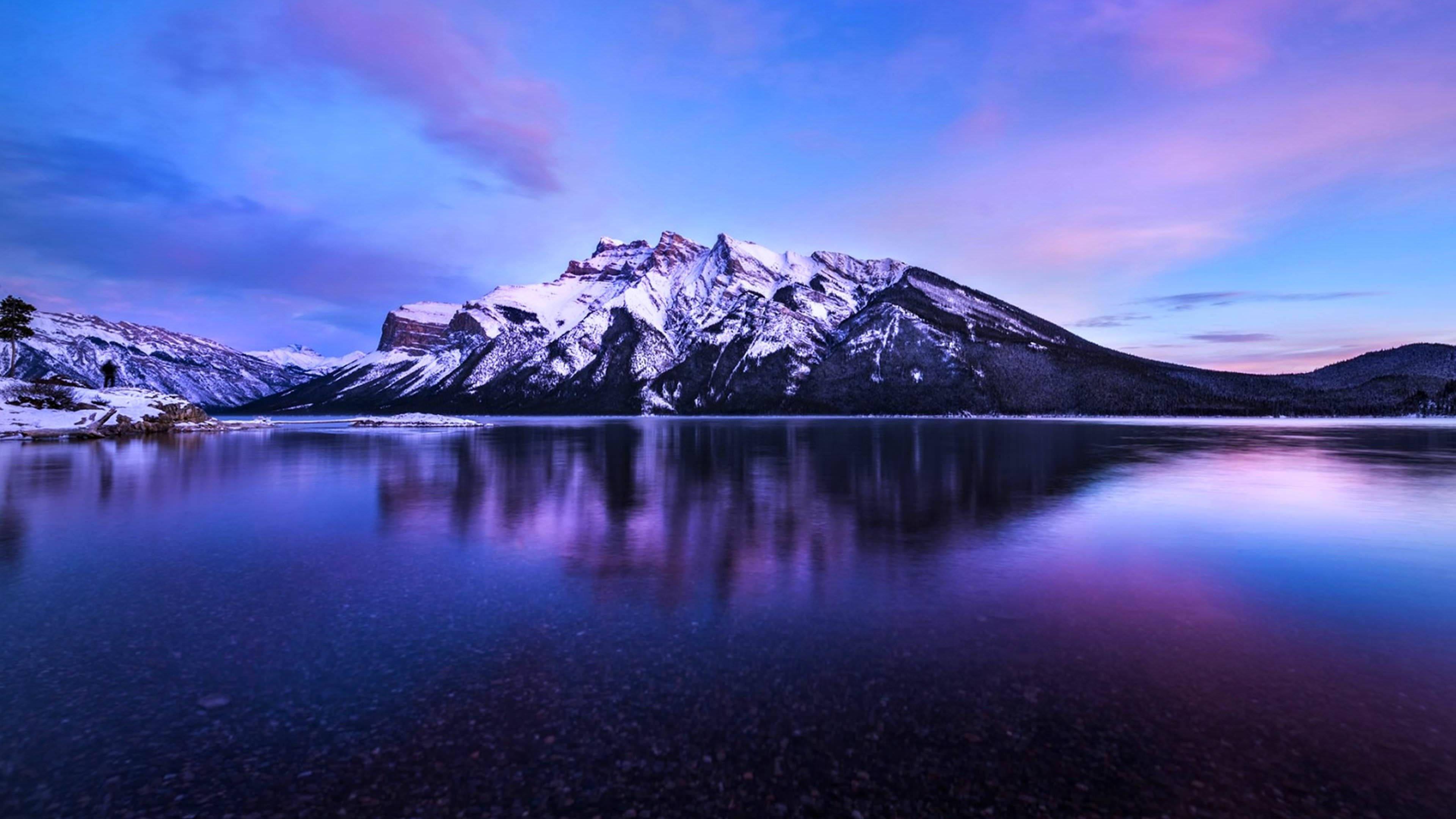 3840x2160 Download Aesthetic Purple Mountain Wallpaper