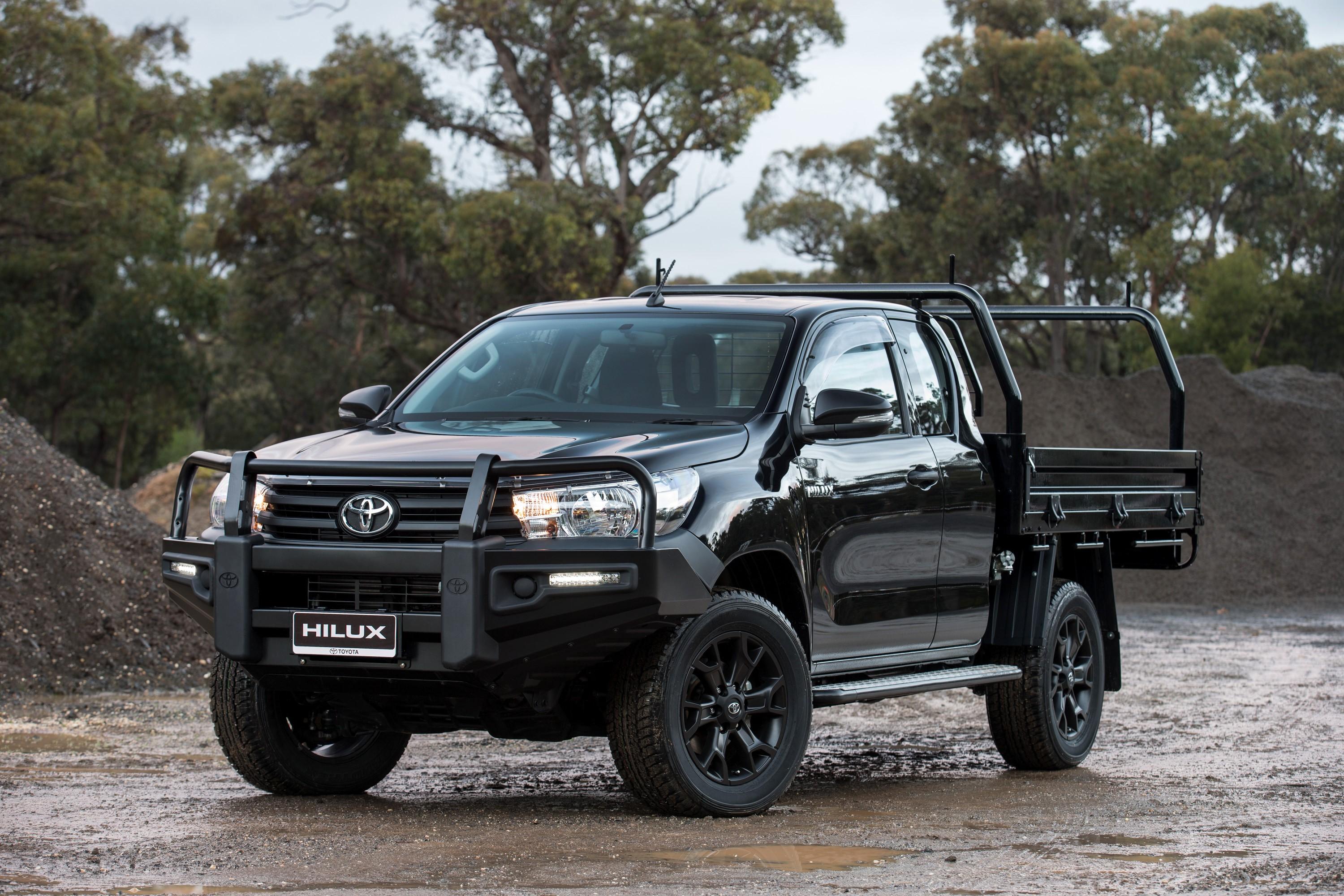 3000x2000 2015 16 Hilux SR 4x4 Xtra Cab Chassis, Toyota, Black, Metallic Gallery HD Wallpaper