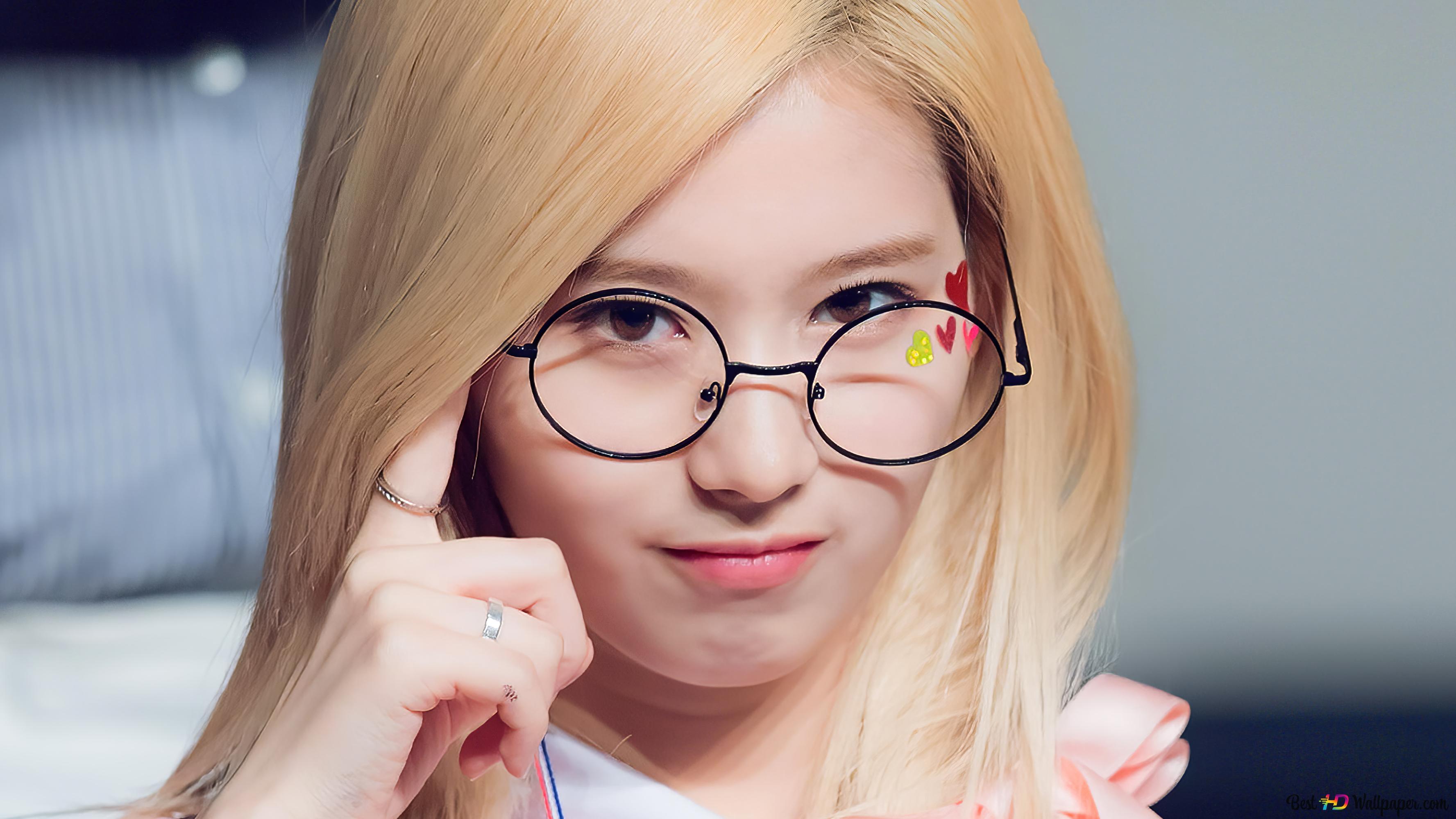 3554x1999 Sana' From Twice (K Pop Girls Group) 4K Wallpaper Download