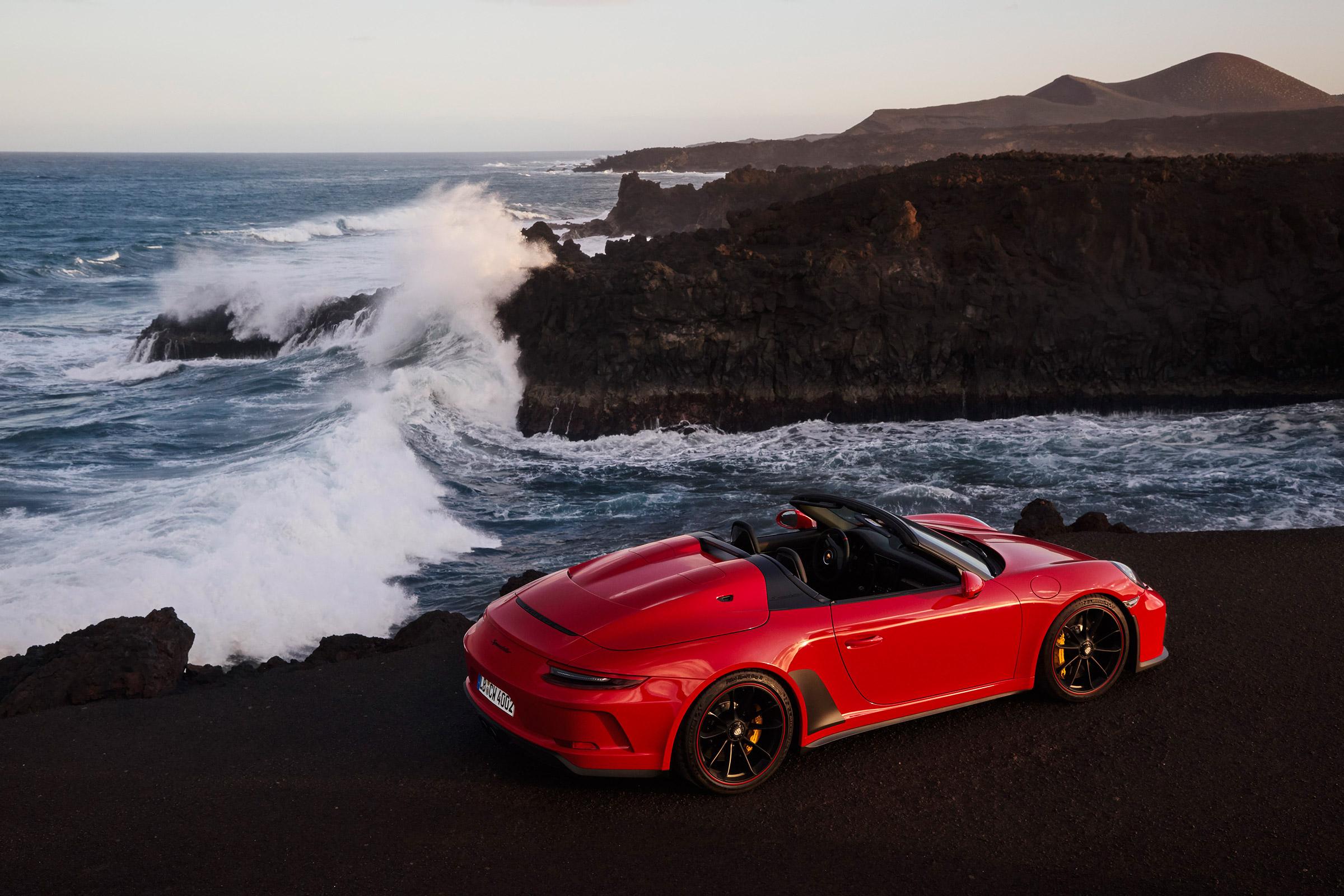 2400x1600 Porsche 911 Speedster concept
