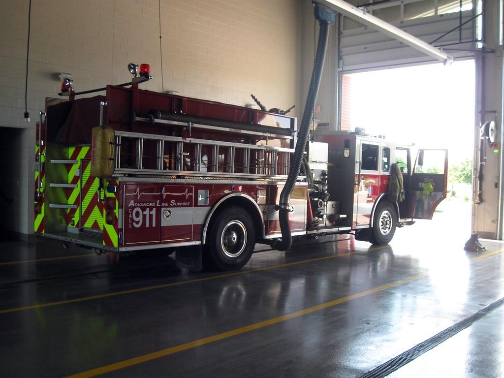 1024x768 IL Chicago Fire Department. West Chicago Fire Depart