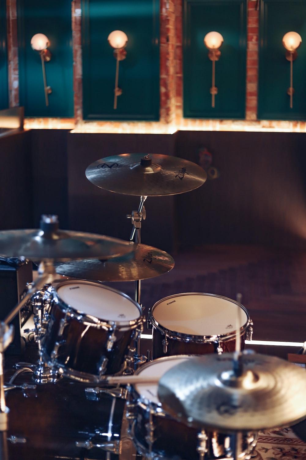 1000x1500 black drum kit photo