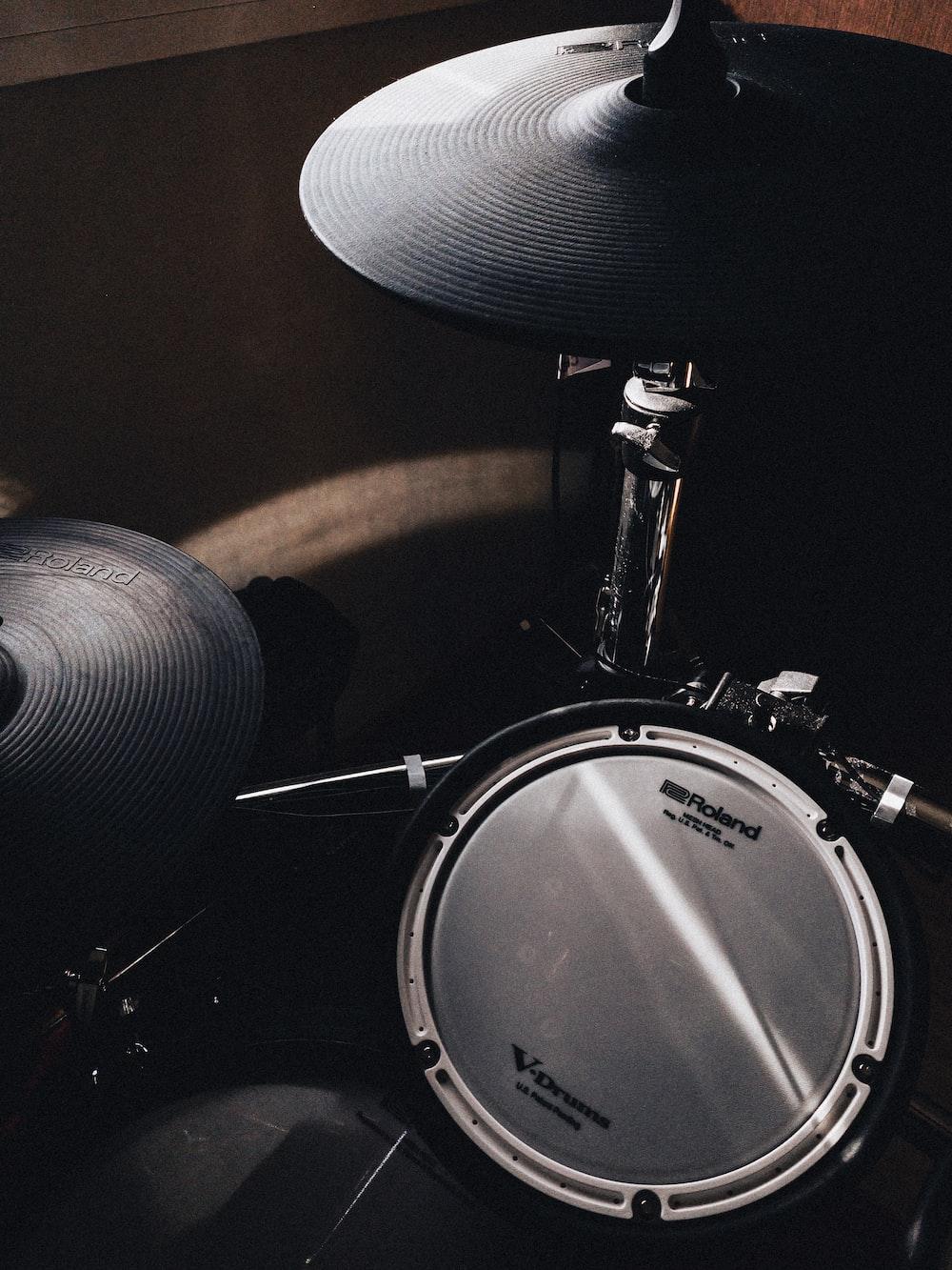 1000x1333 black and silver drum set photo