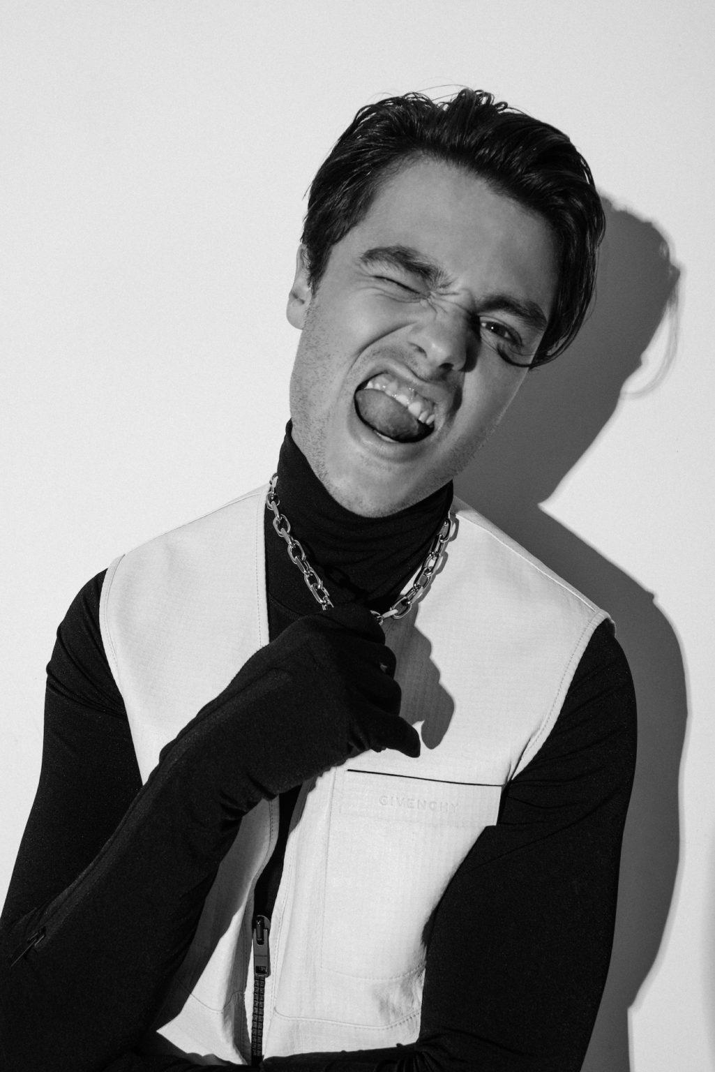 1025x1536 felix mallard archive ¦ fan acc
