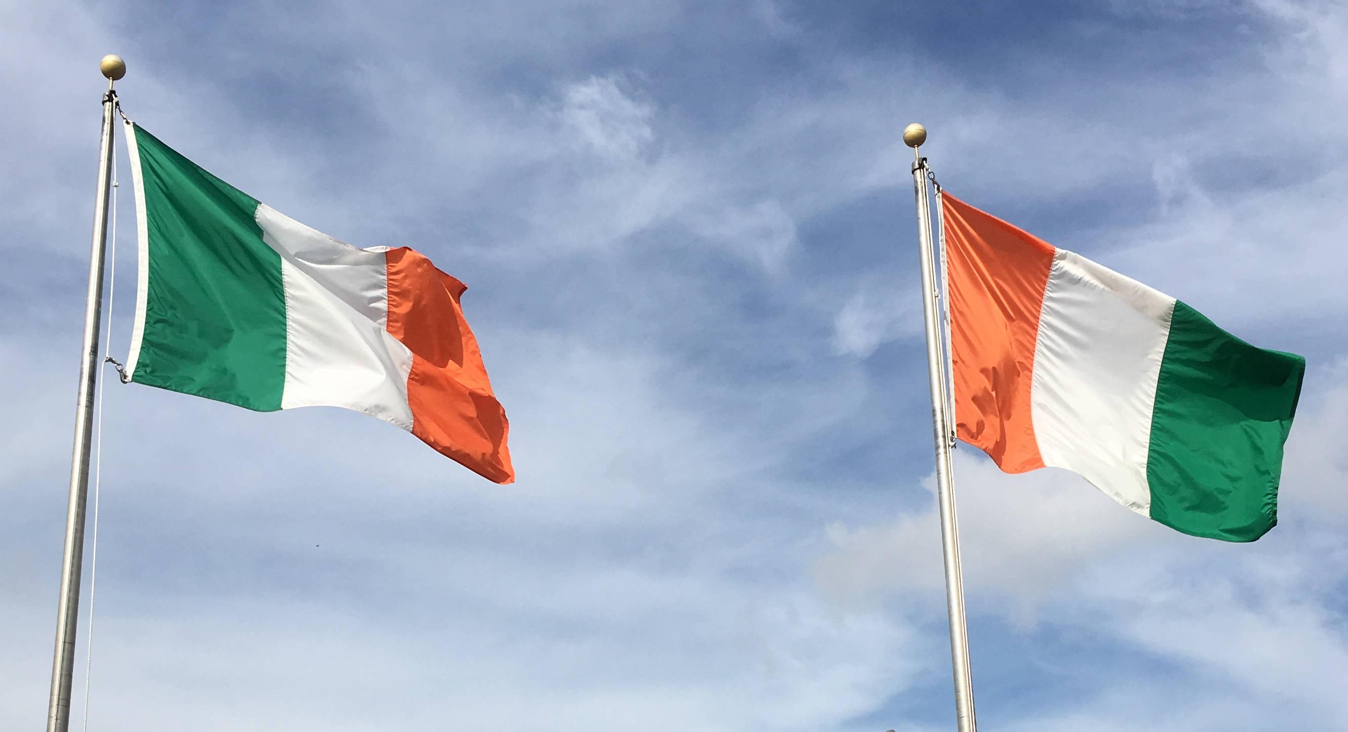 2663x1447 Download Ivory Coast And Ireland Flag Wallpaper