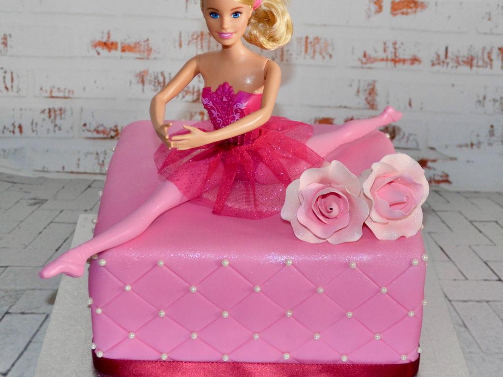 1024x768 Ballerina Barbie
